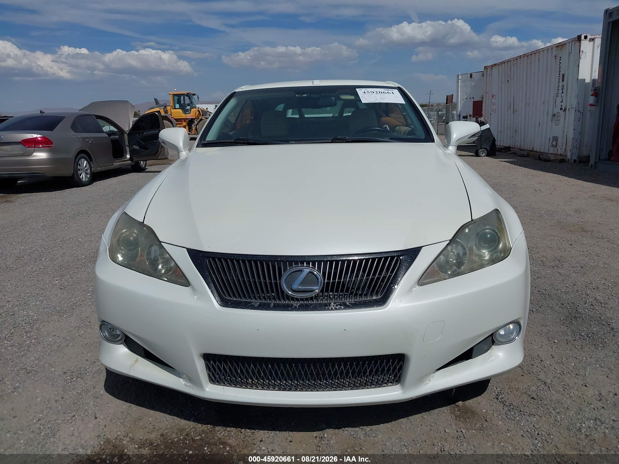 2010 Lexus Is 250c   White vin: JTHFF2C2XA2504495