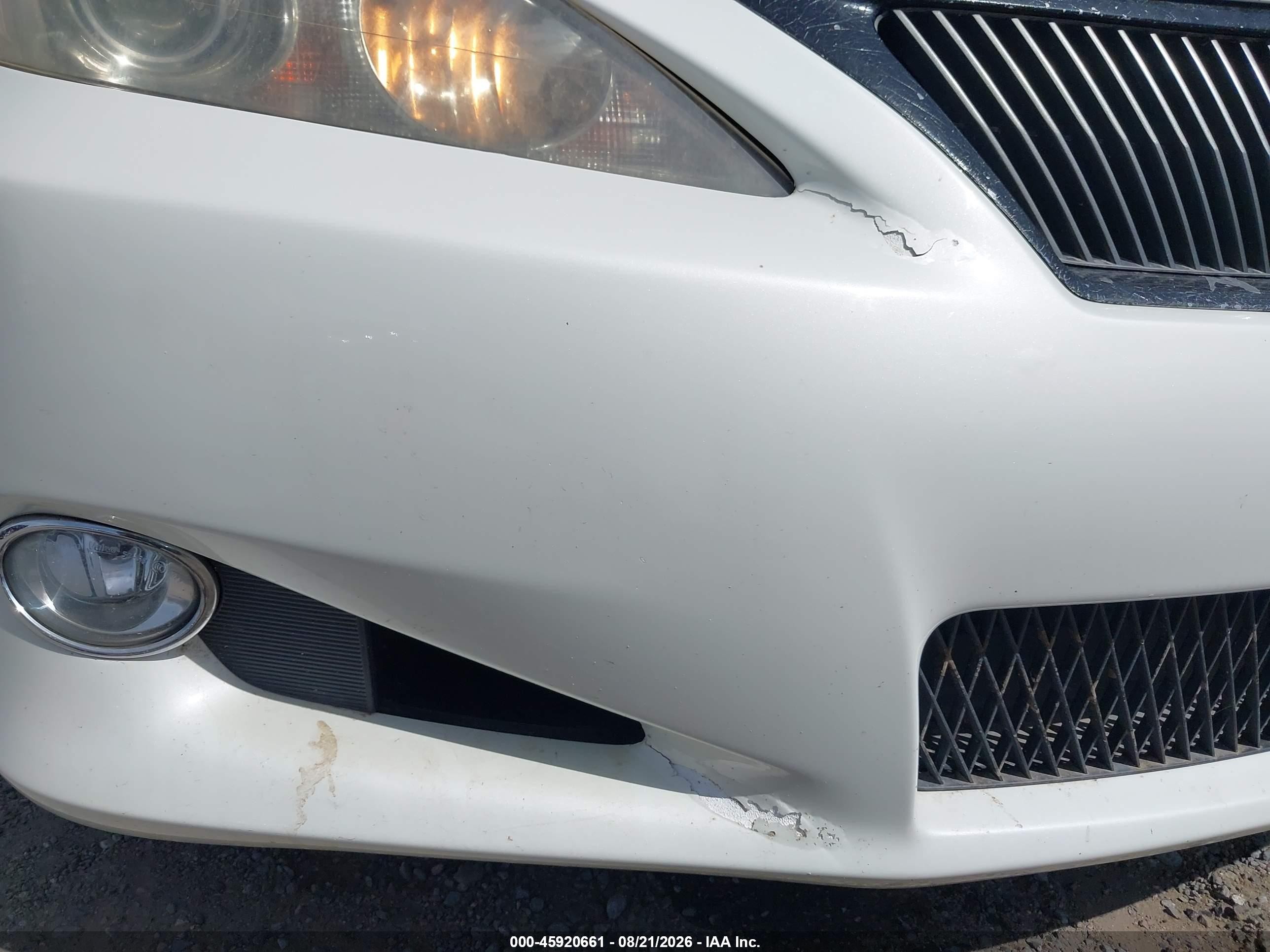 2010 Lexus Is 250c   White vin: JTHFF2C2XA2504495