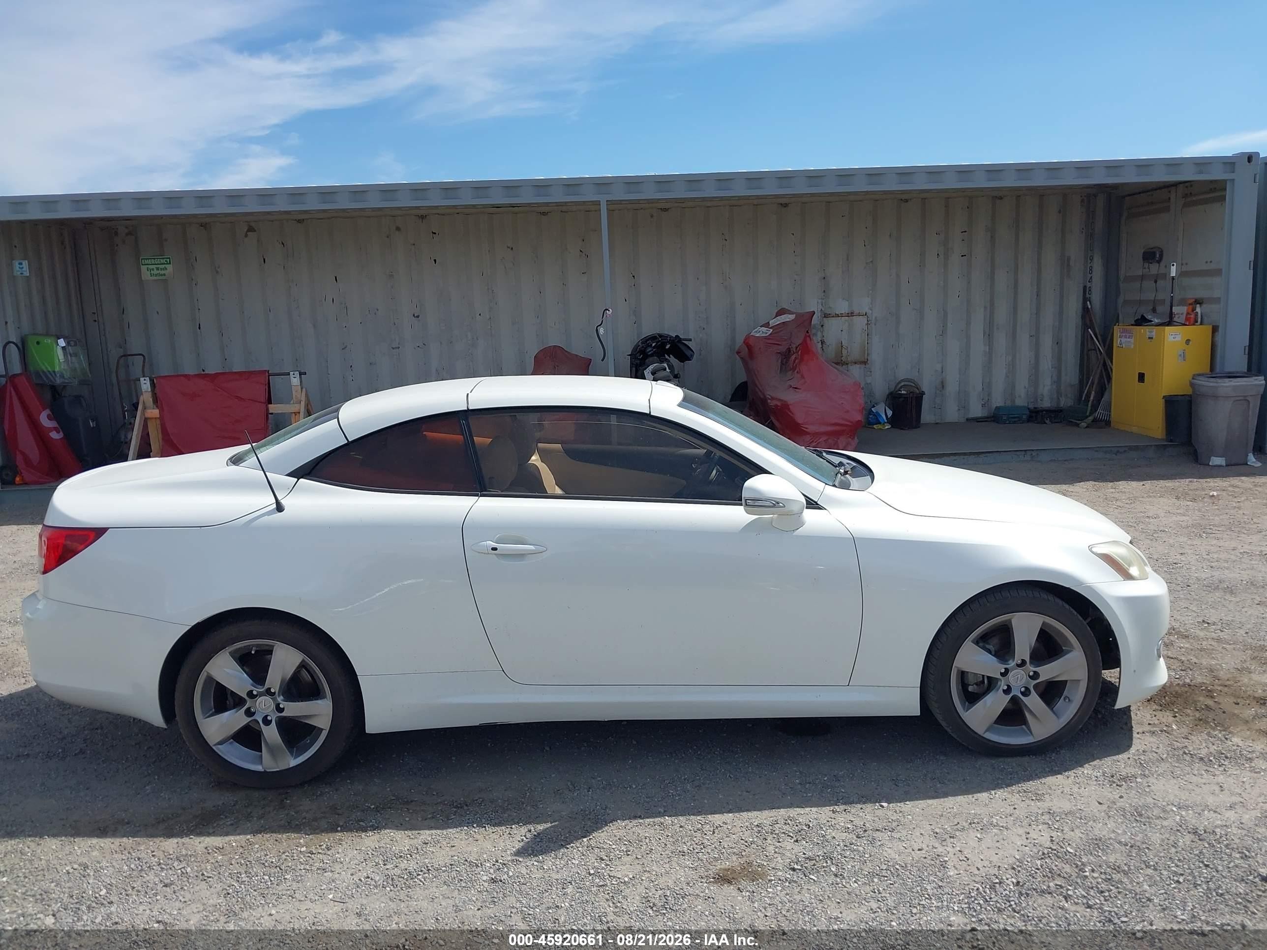 2010 Lexus Is 250c   White vin: JTHFF2C2XA2504495