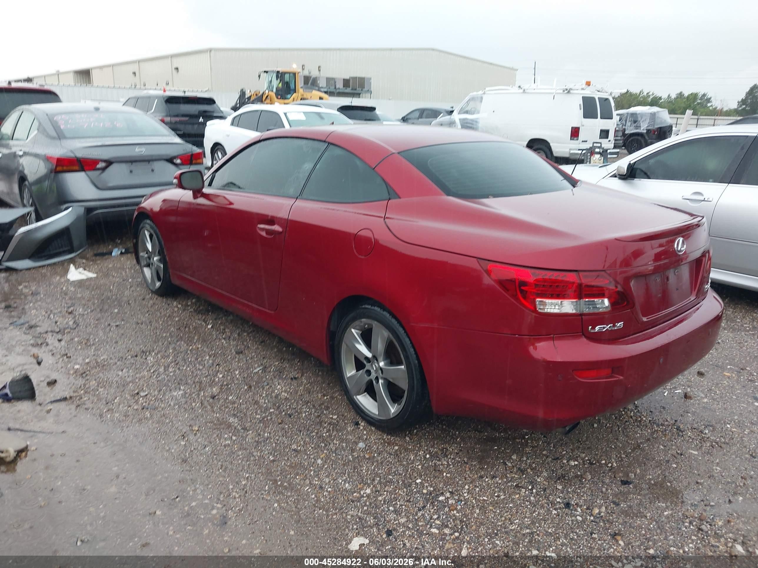 2010 Lexus Is 250c   Red vin: JTHFF2C2XA2510216