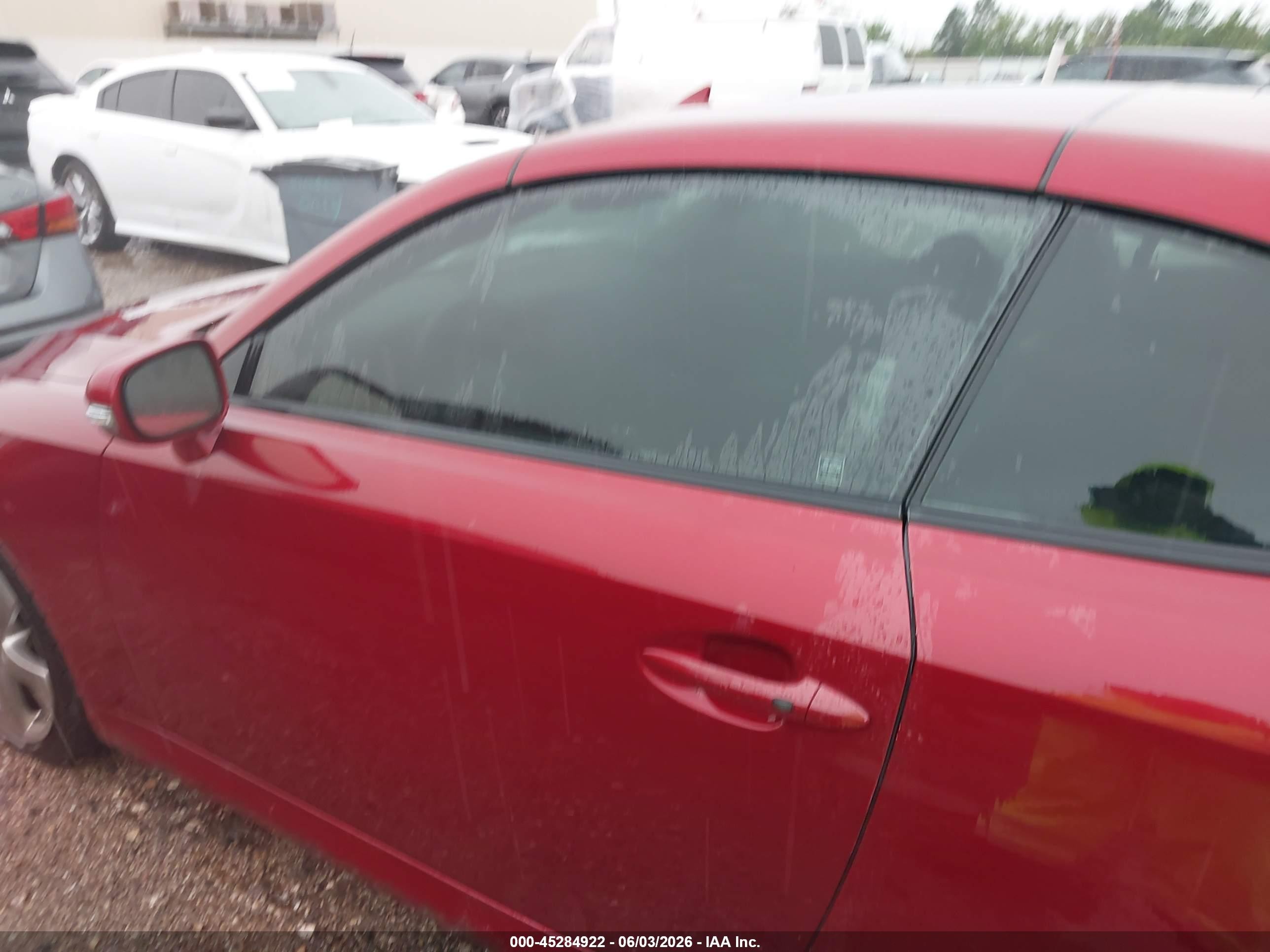 2010 Lexus Is 250c   Red vin: JTHFF2C2XA2510216