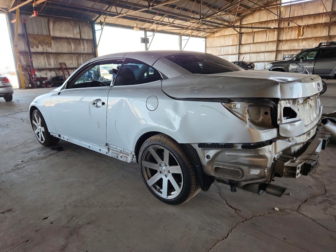 2011 Lexus Is 250c Base Серебряный vin: JTHFF2C2XB2518236