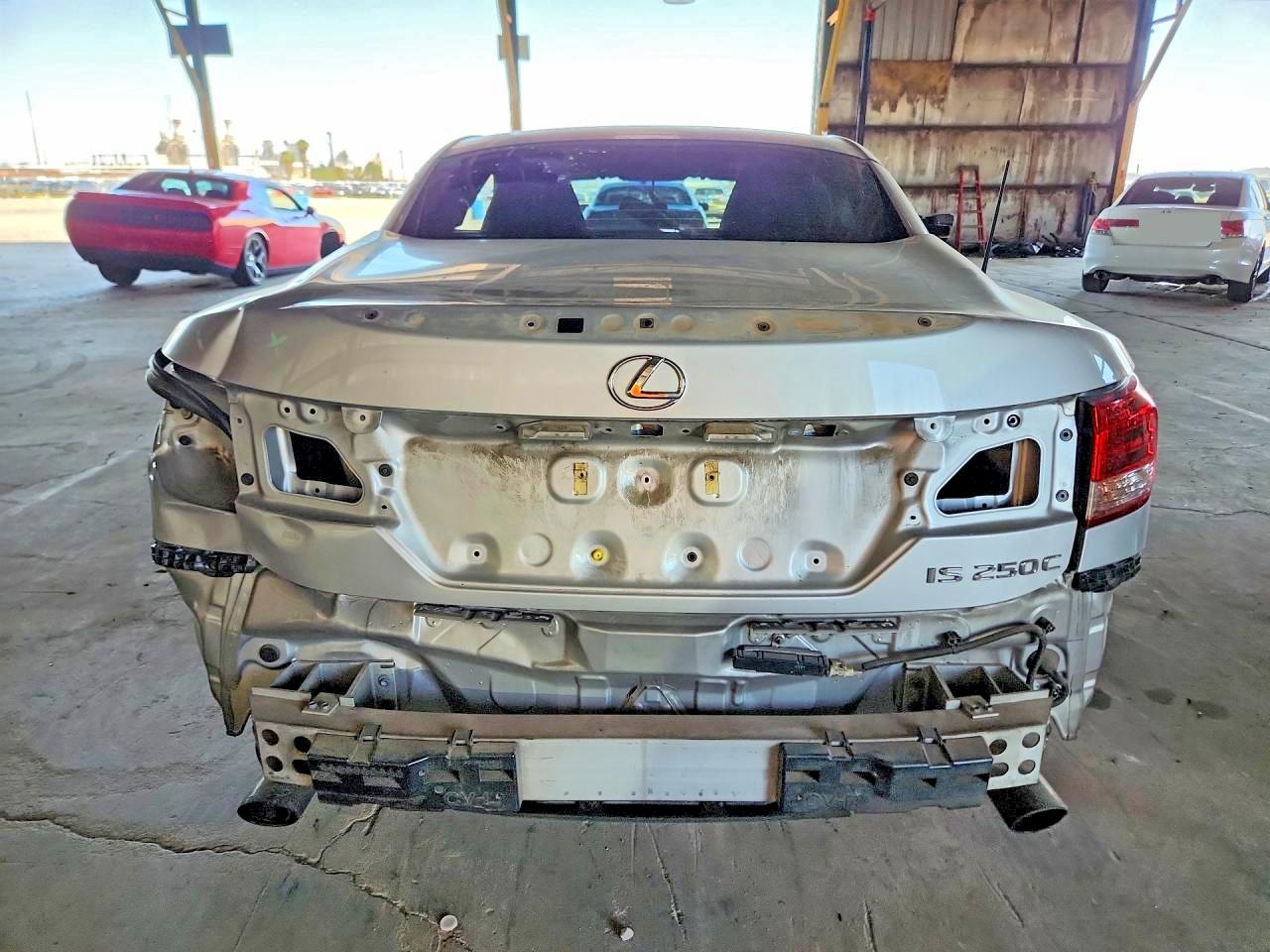 2011 Lexus Is 250c Base Серебряный vin: JTHFF2C2XB2518236