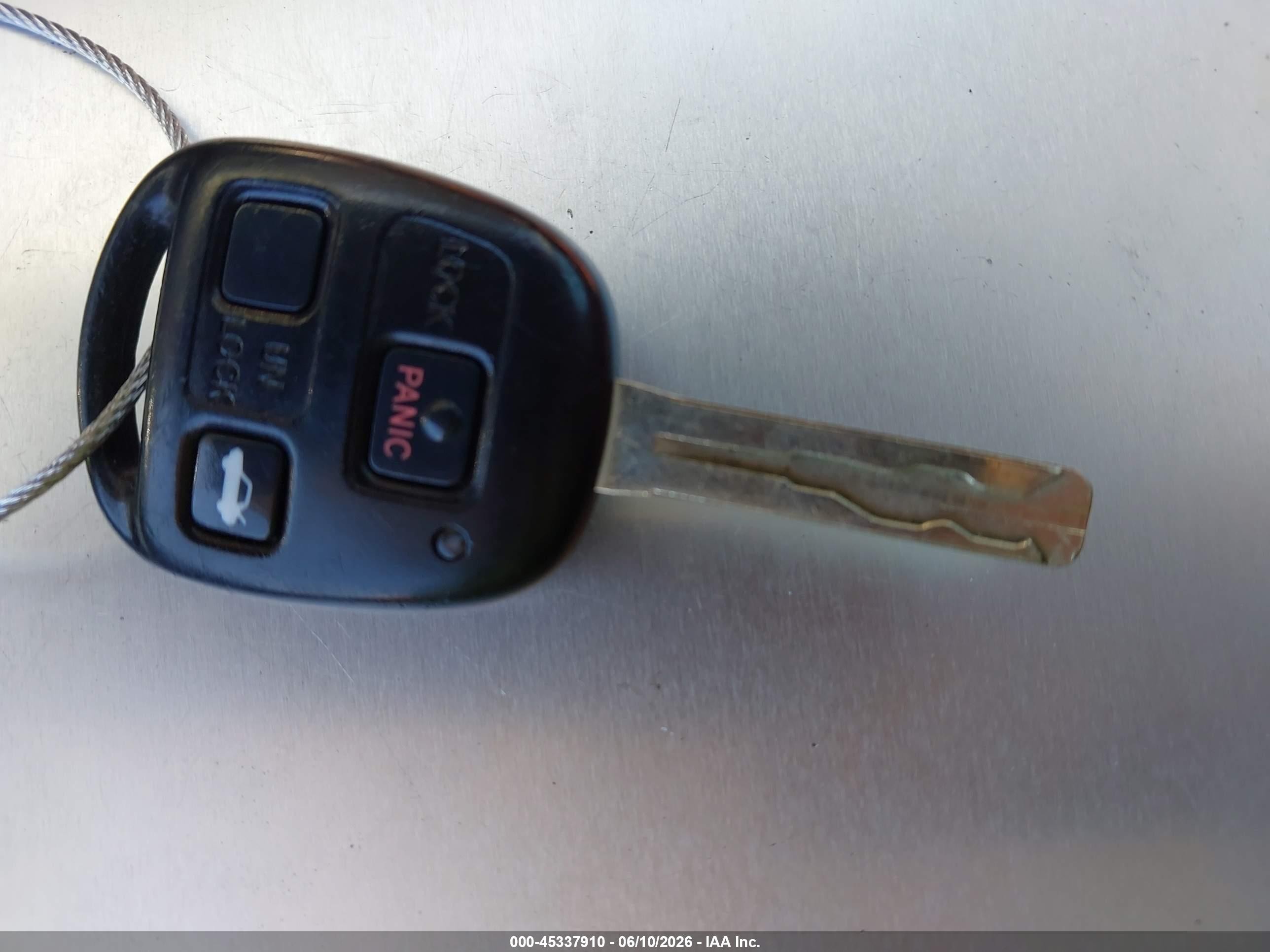 2004 Lexus Sc 430   Золотой vin: JTHFN48Y140056479