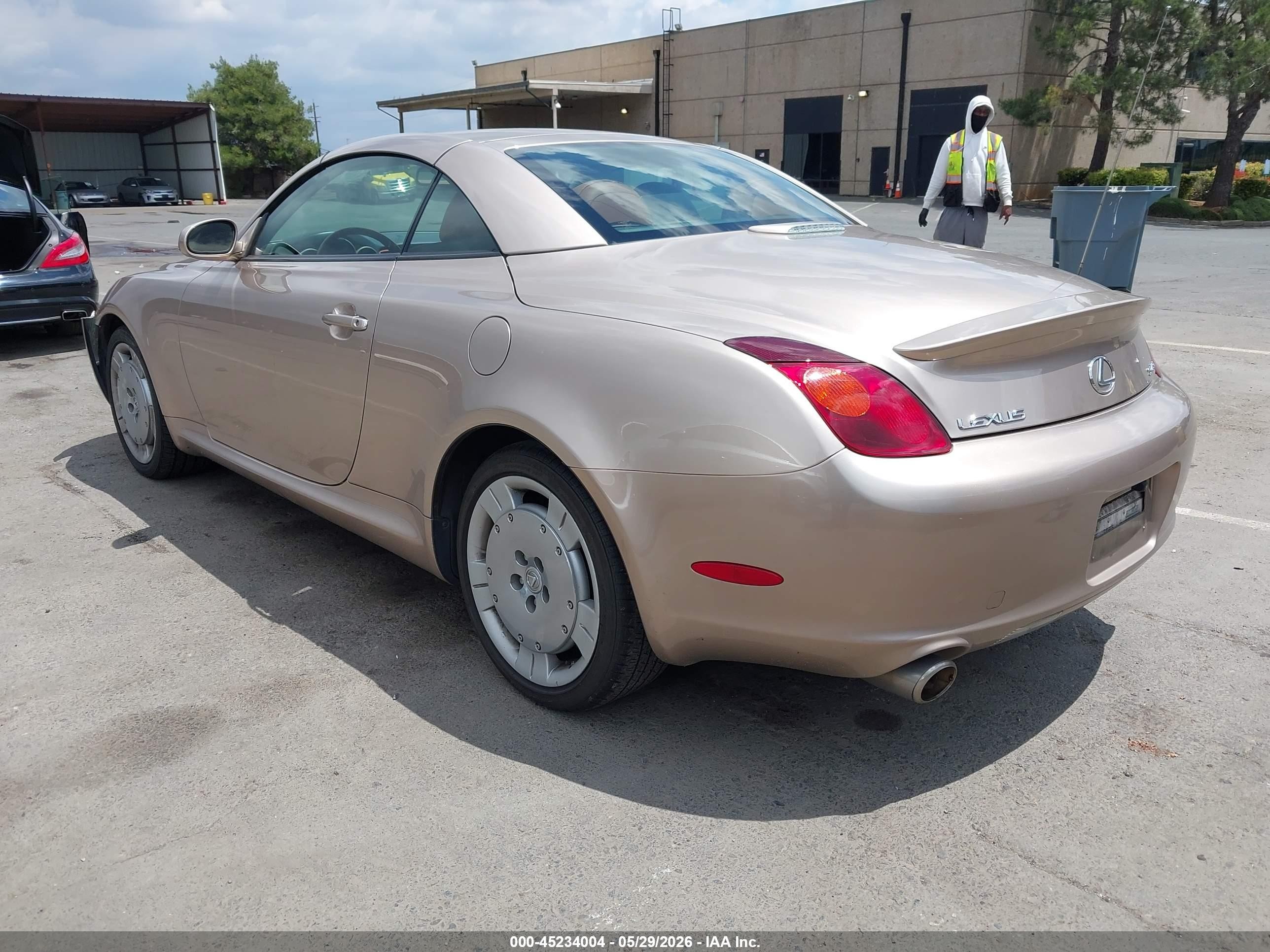 2002 Lexus Sc 430   Gold vin: JTHFN48Y520031565