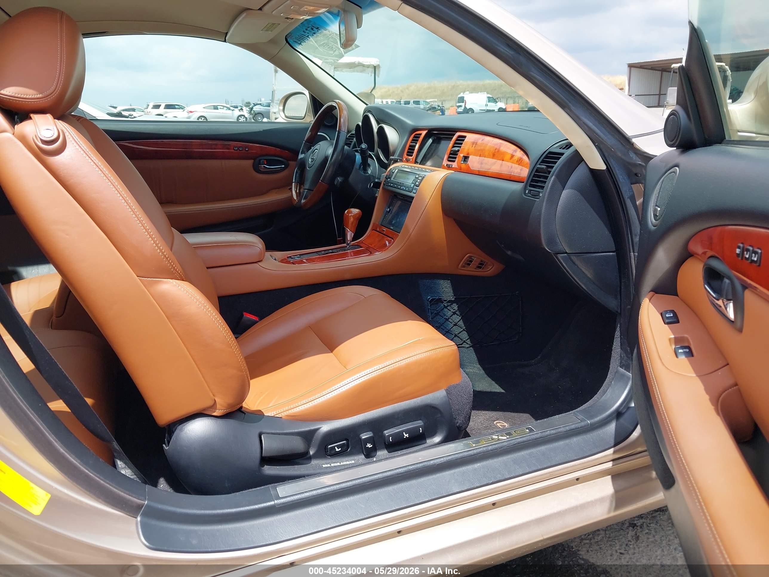2002 Lexus Sc 430   Gold vin: JTHFN48Y520031565