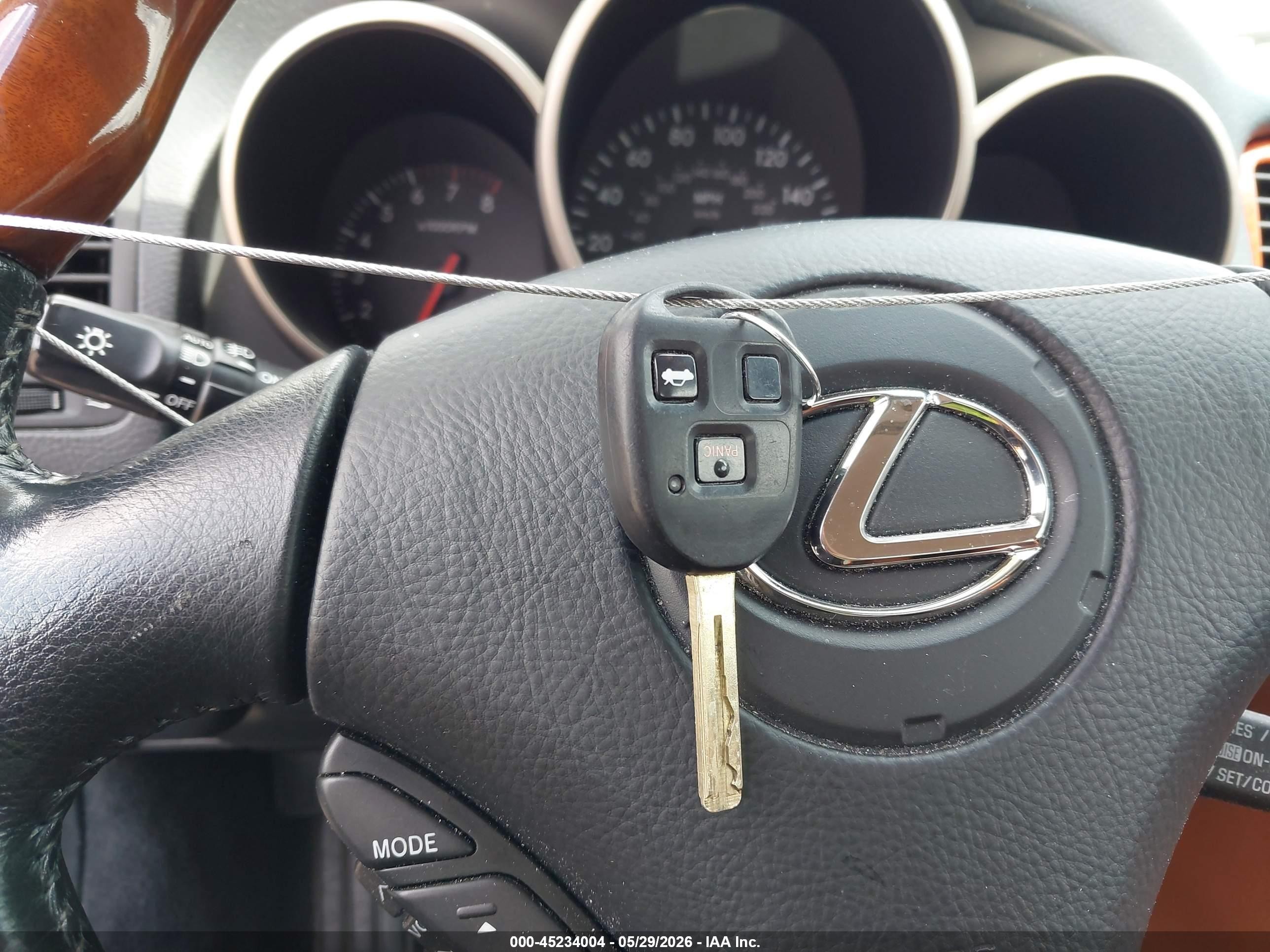 2002 Lexus Sc 430   Gold vin: JTHFN48Y520031565