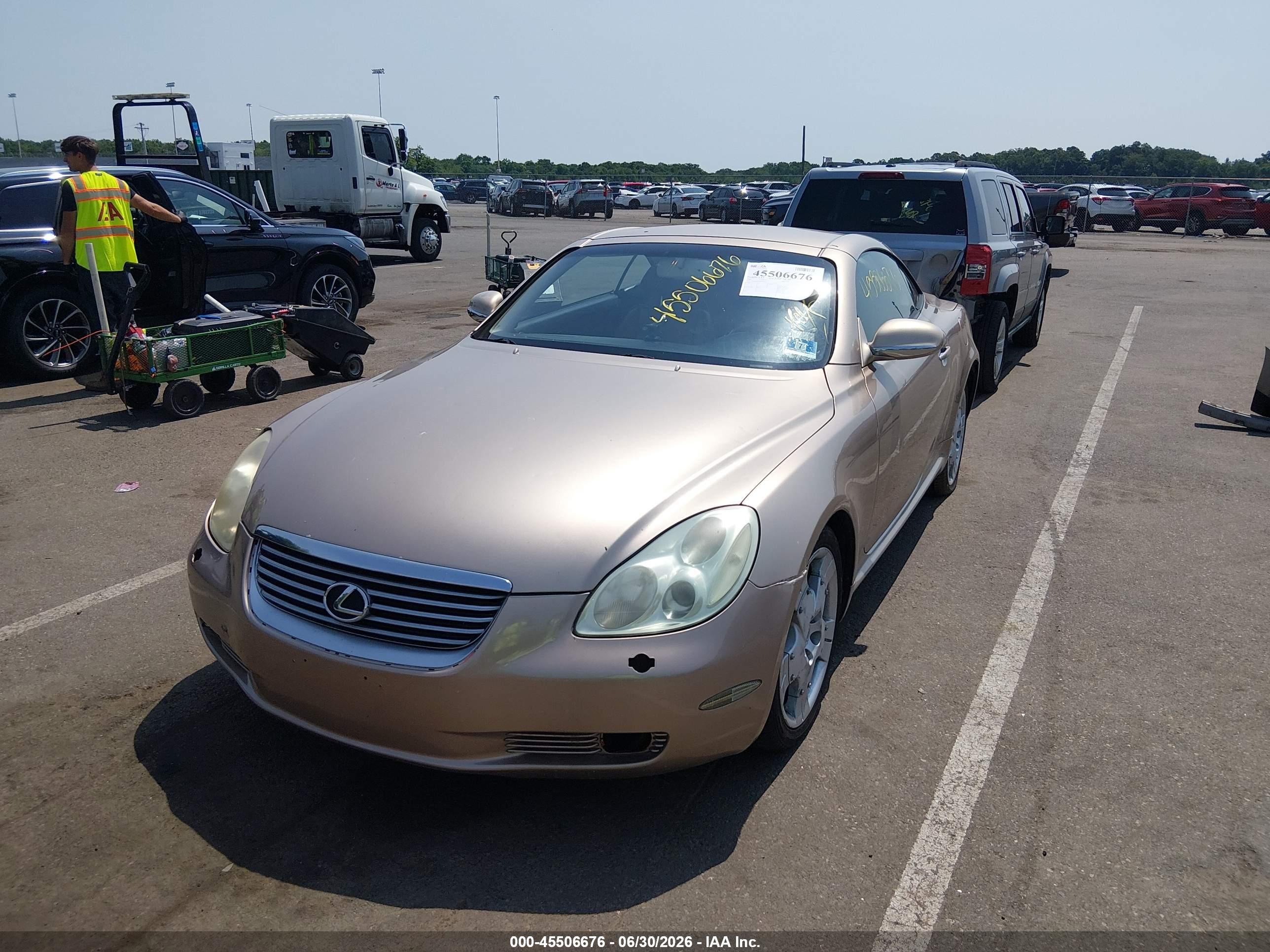 2004 Lexus Sc 430   Gold vin: JTHFN48Y540058526