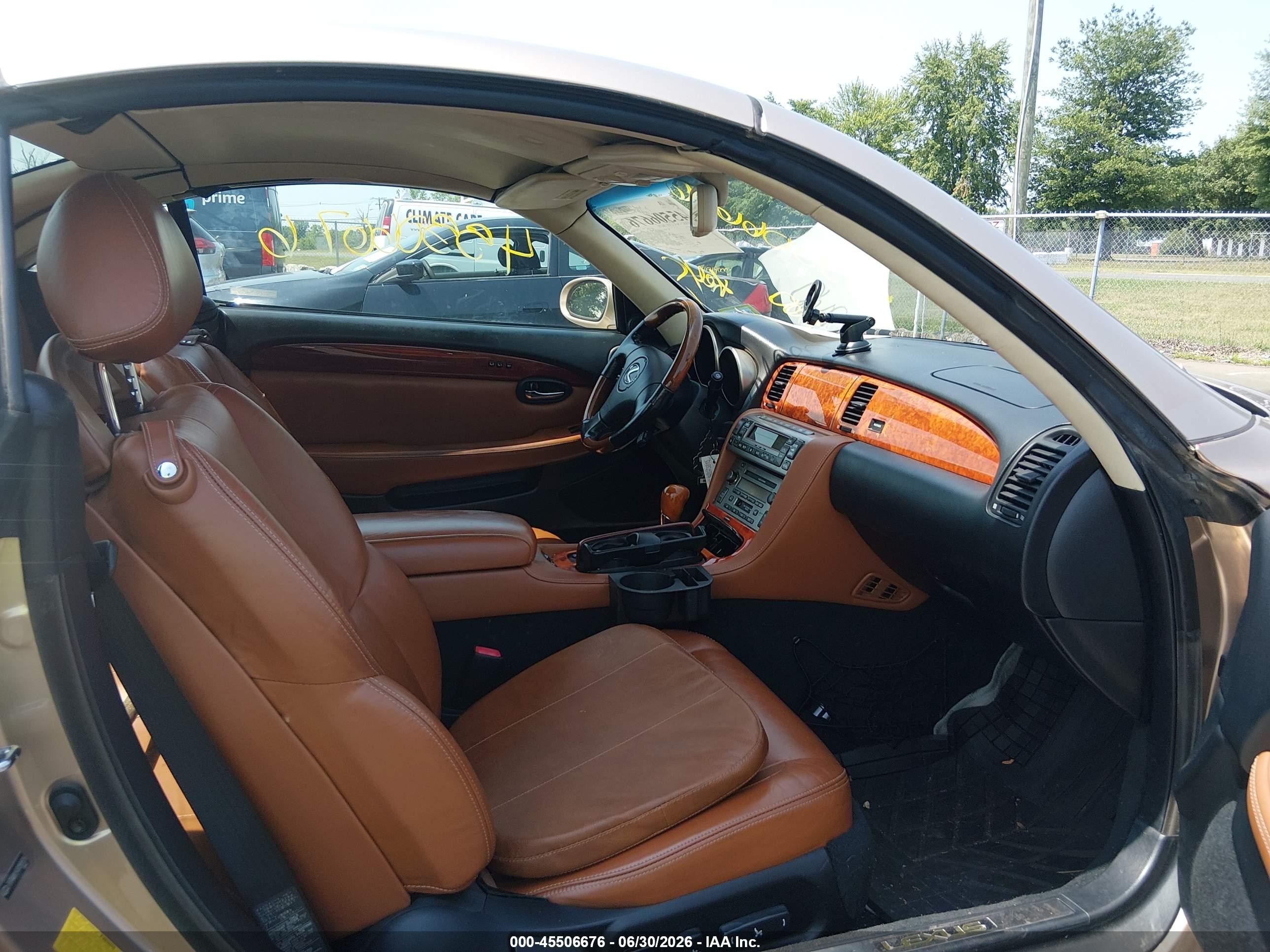 2004 Lexus Sc 430   Gold vin: JTHFN48Y540058526