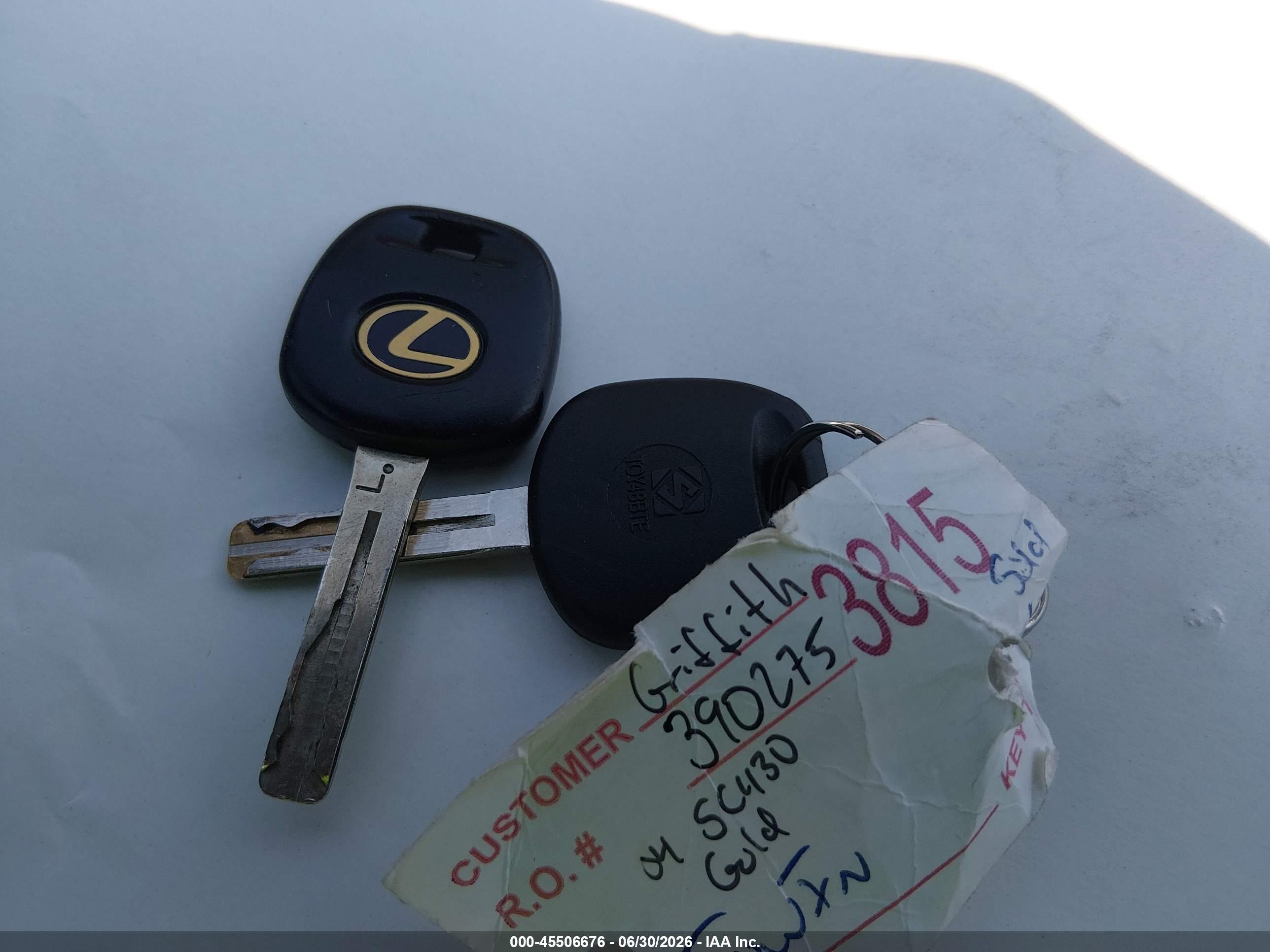 2004 Lexus Sc 430   Gold vin: JTHFN48Y540058526