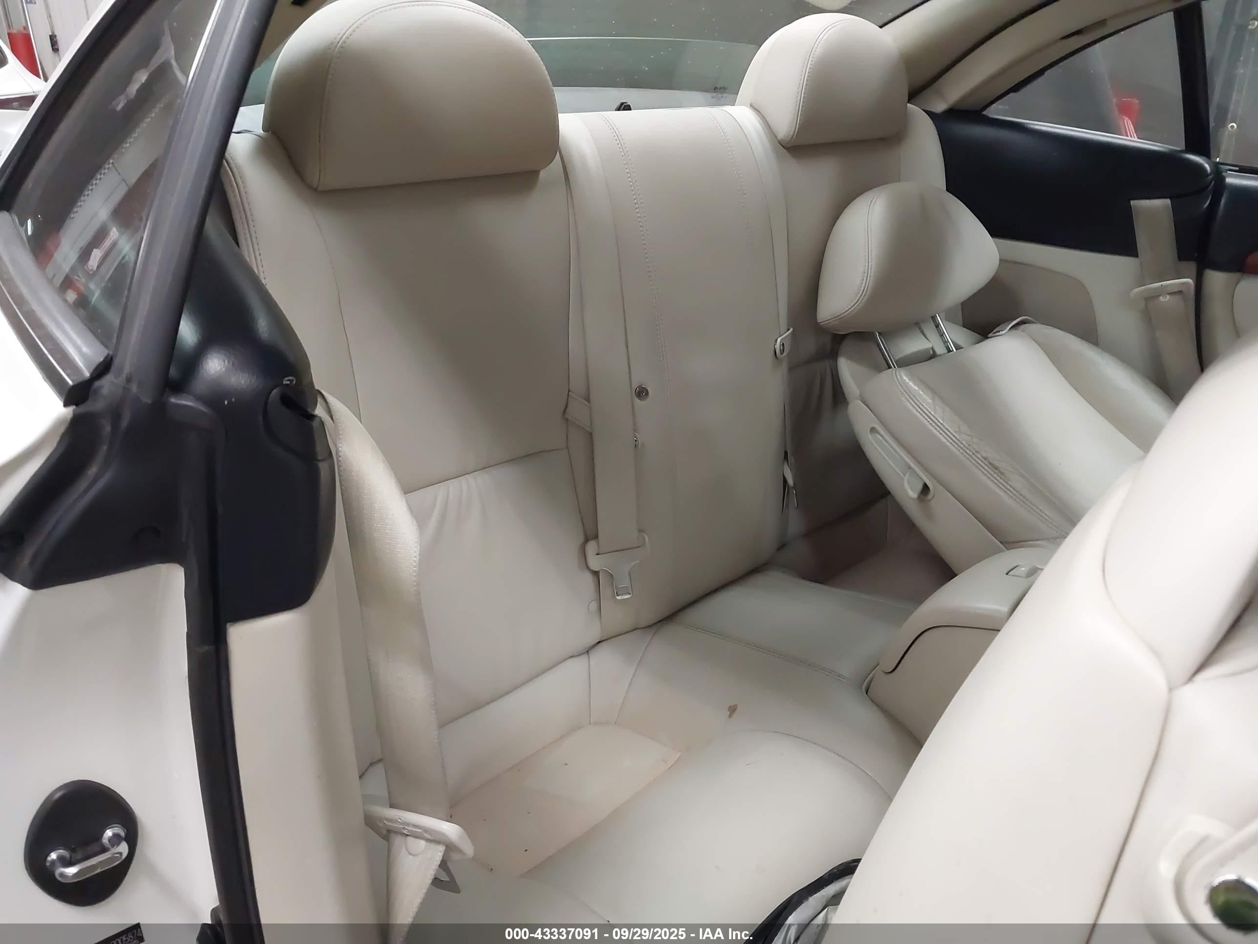 2006 Lexus Sc 430   White vin: JTHFN48Y769005874