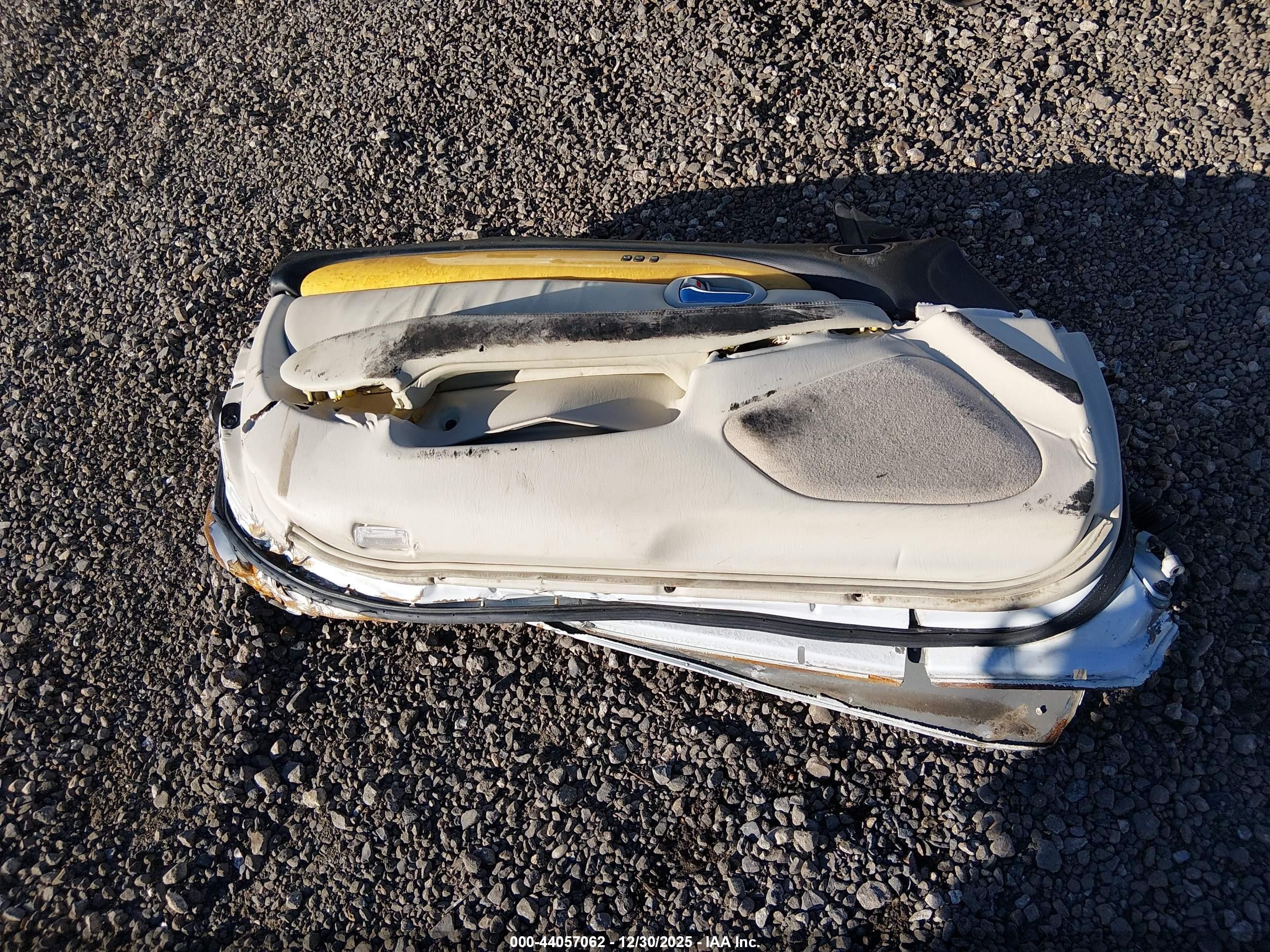 2002 Lexus Sc 430   White vin: JTHFN48Y920005583
