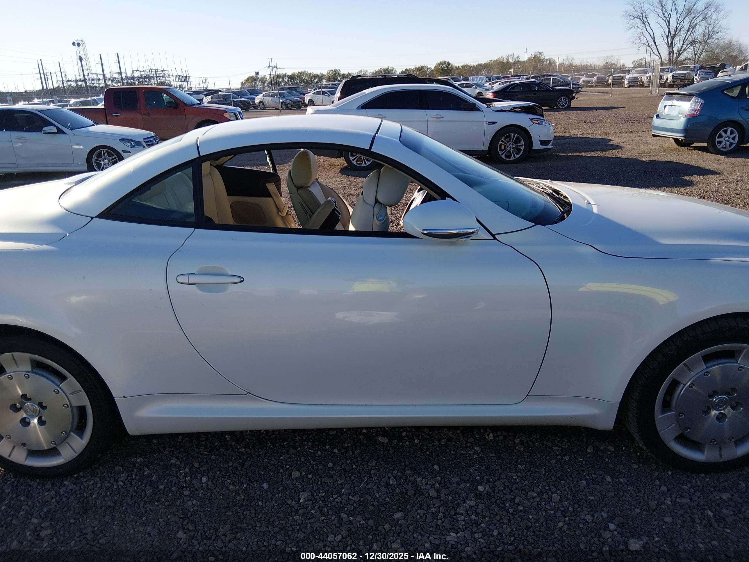2002 Lexus Sc 430   White vin: JTHFN48Y920005583