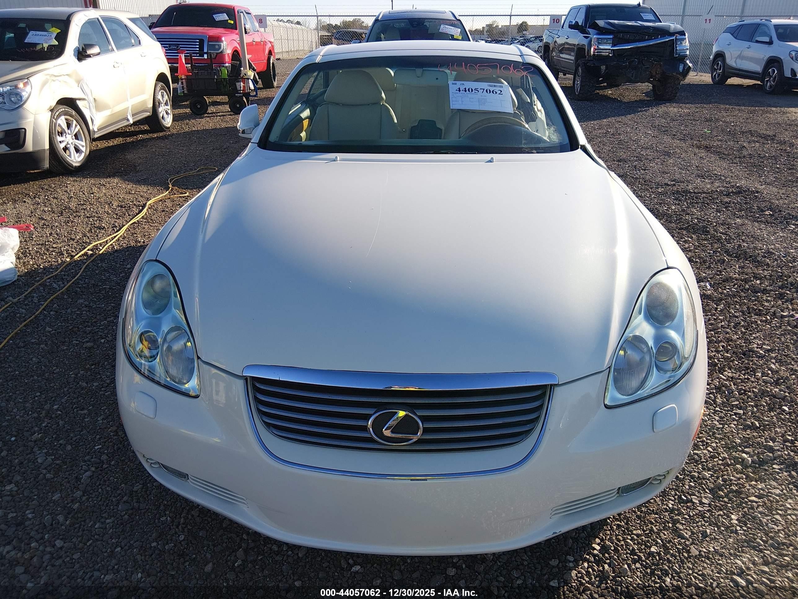 2002 Lexus Sc 430   White vin: JTHFN48Y920005583