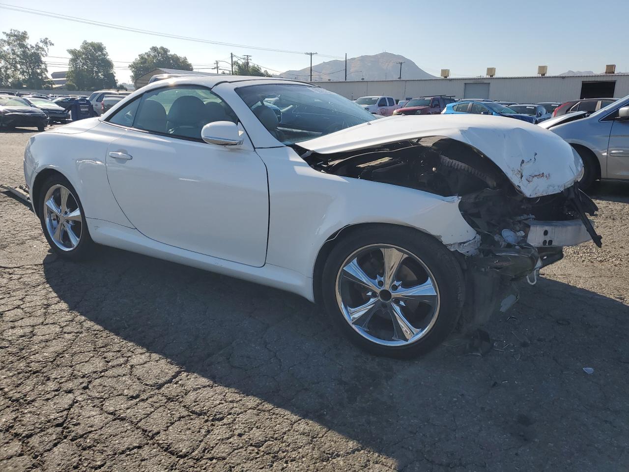 2002 Lexus Sc 430 White vin: JTHFN48YX20012865 Damage: Right Front Fender, Dent(S) W/ Paint Dmg, > 12 Inches