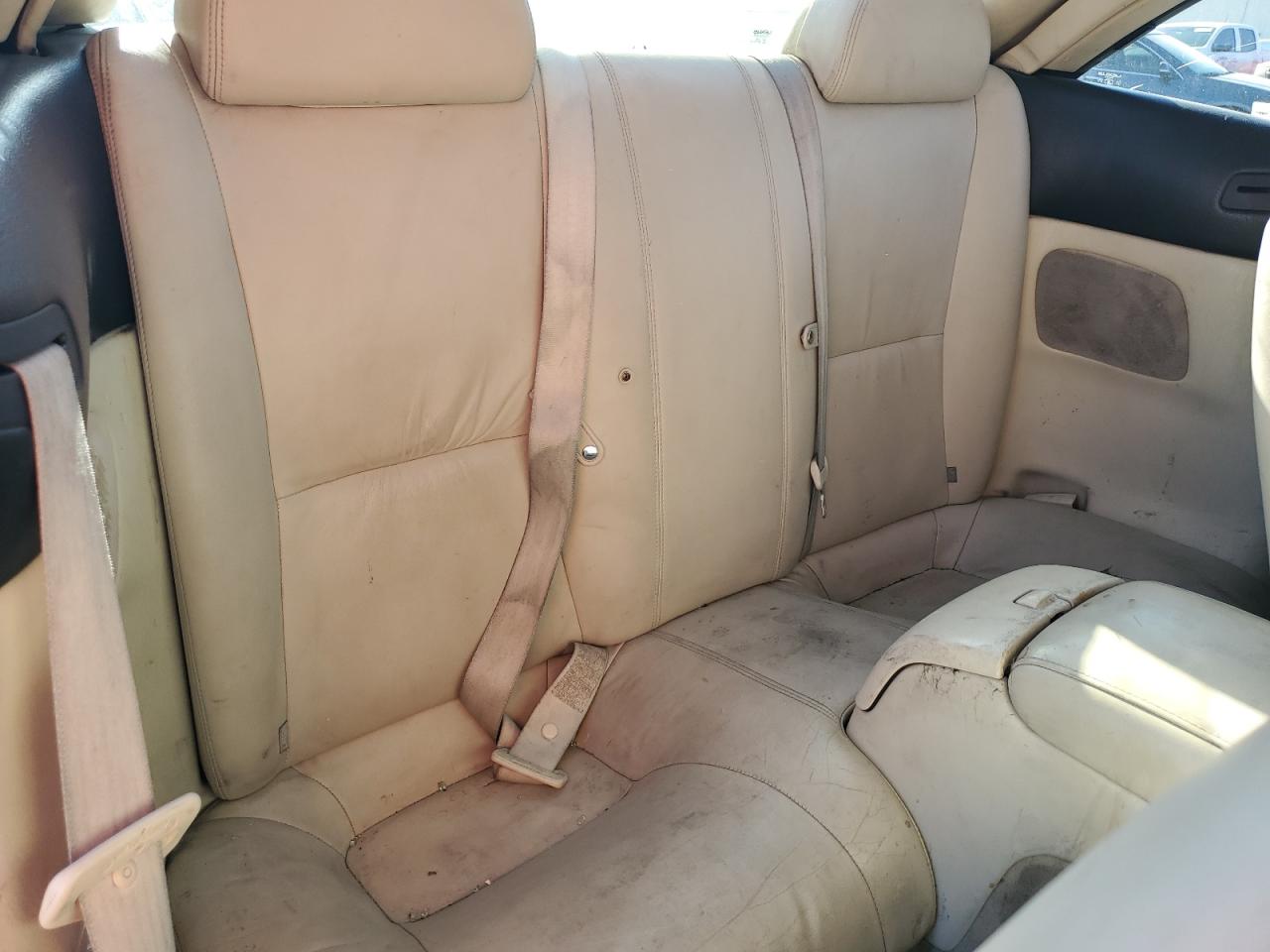 2002 Lexus Sc 430 White vin: JTHFN48YX20012865 Damage: Left Front Seat Cushion, Stained, Permanent
