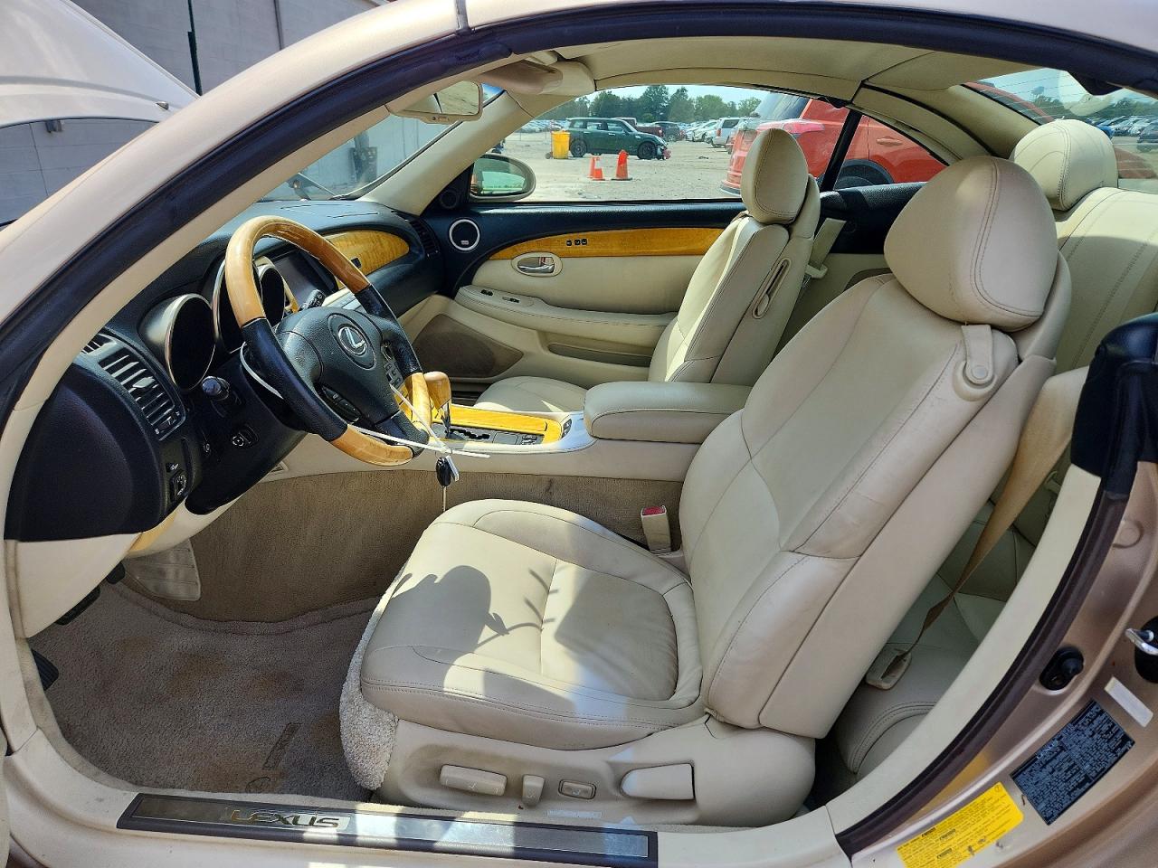 2004 Lexus Sc 430 Gold vin: JTHFN48YX40049823