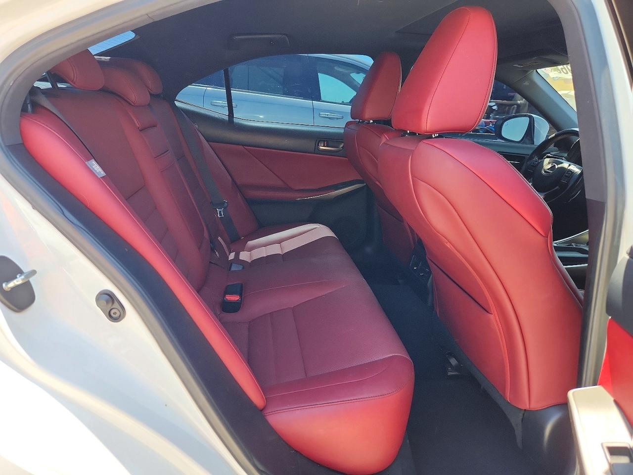 2020 Lexus Is 300 F Sport White vin: JTHGA1D2XL5103364