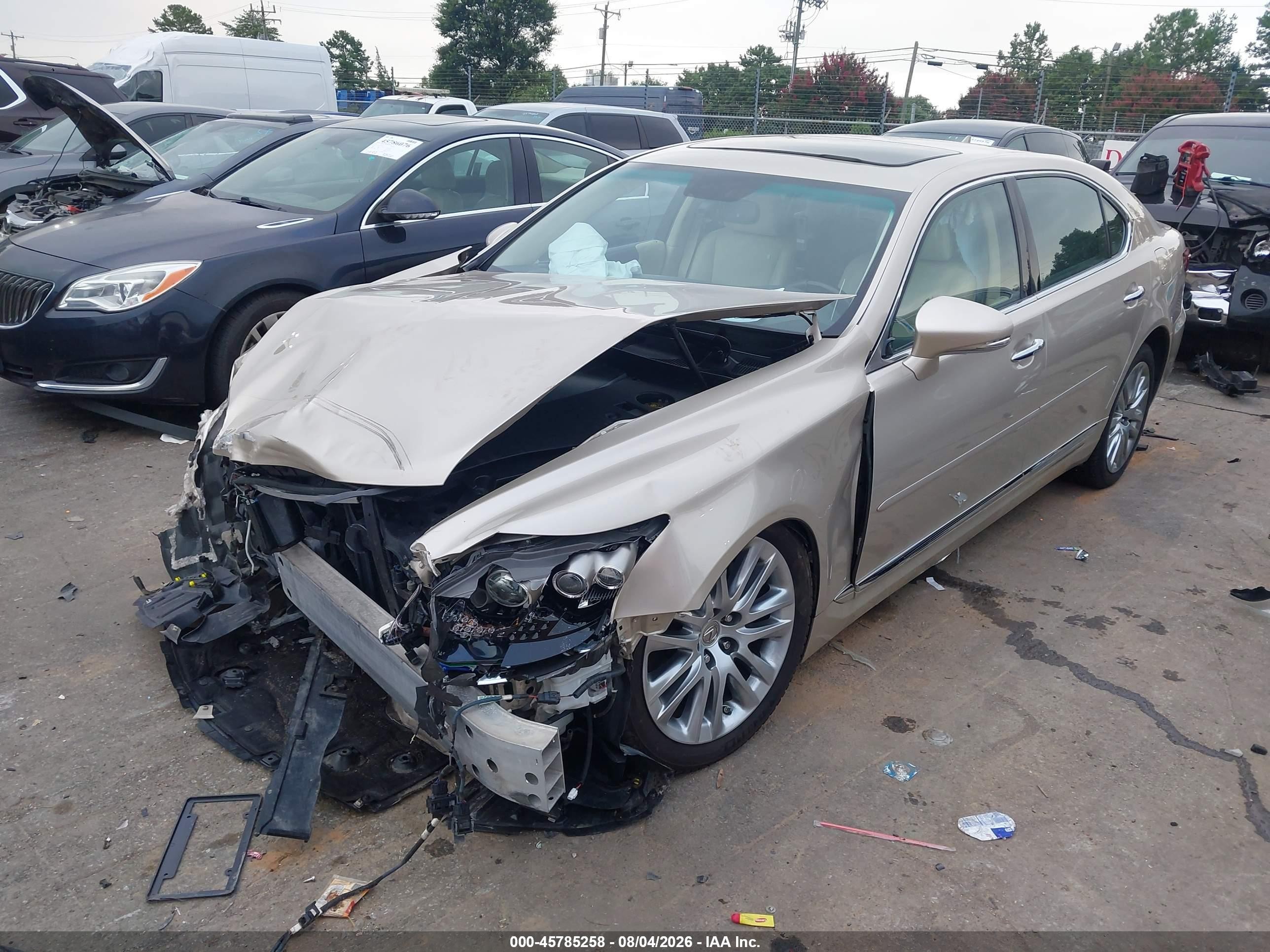 2013 Lexus Ls 460 L Champagne vin: JTHGL1EF4D5048374