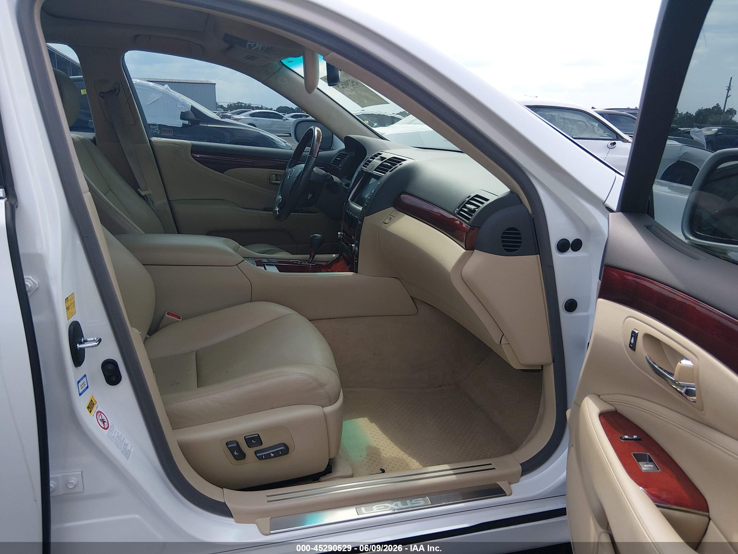 2007 Lexus Ls 460 L White vin: JTHGL46F075013240