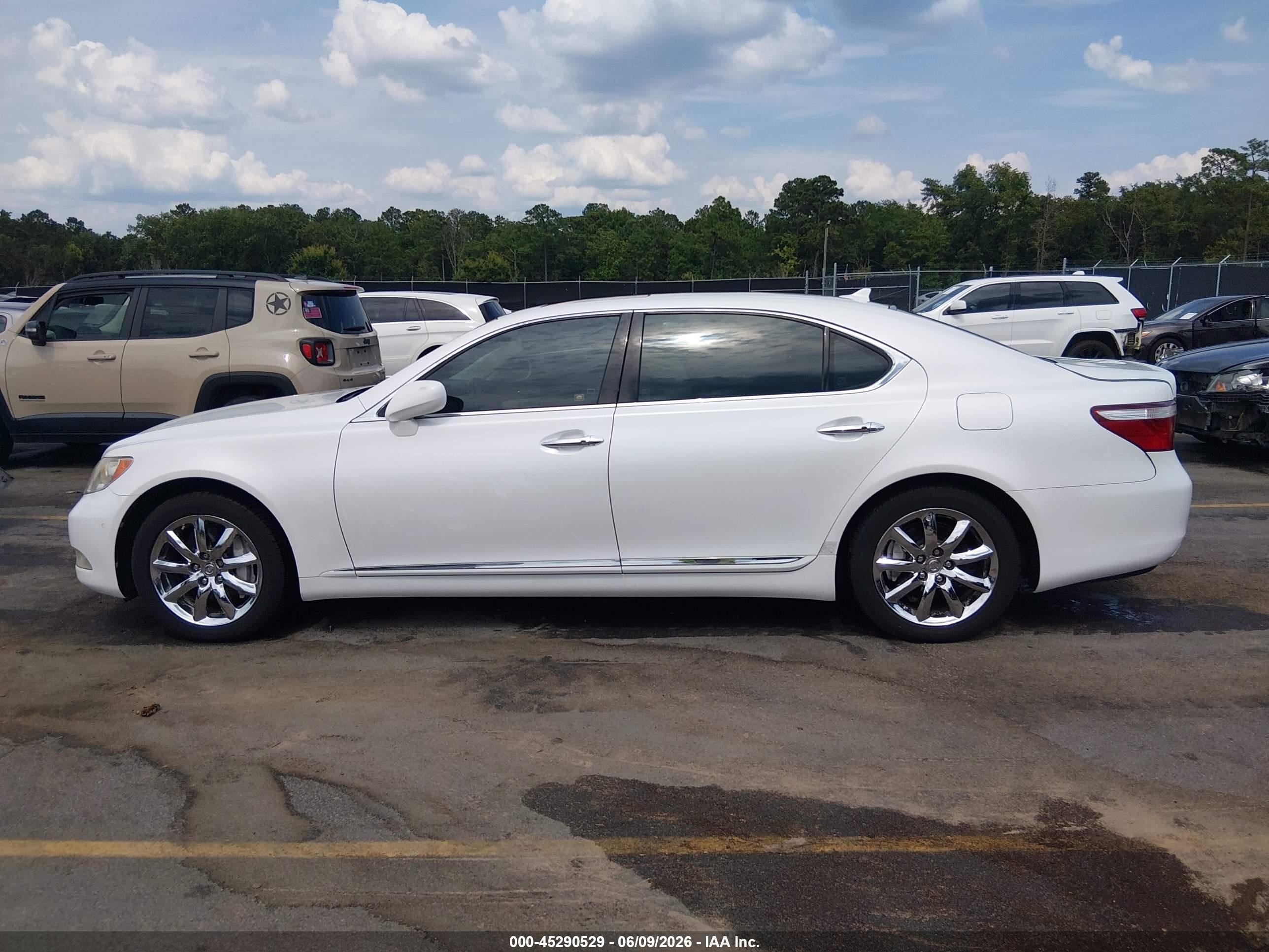 2007 Lexus Ls 460 L White vin: JTHGL46F075013240