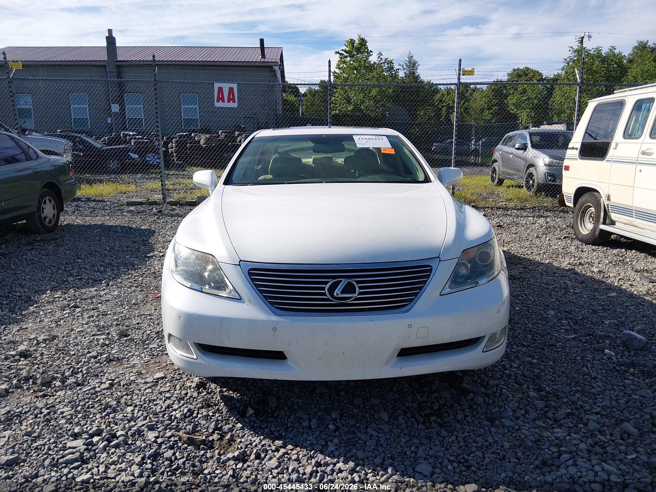 2008 Lexus Ls 460 L White vin: JTHGL46F185032994
