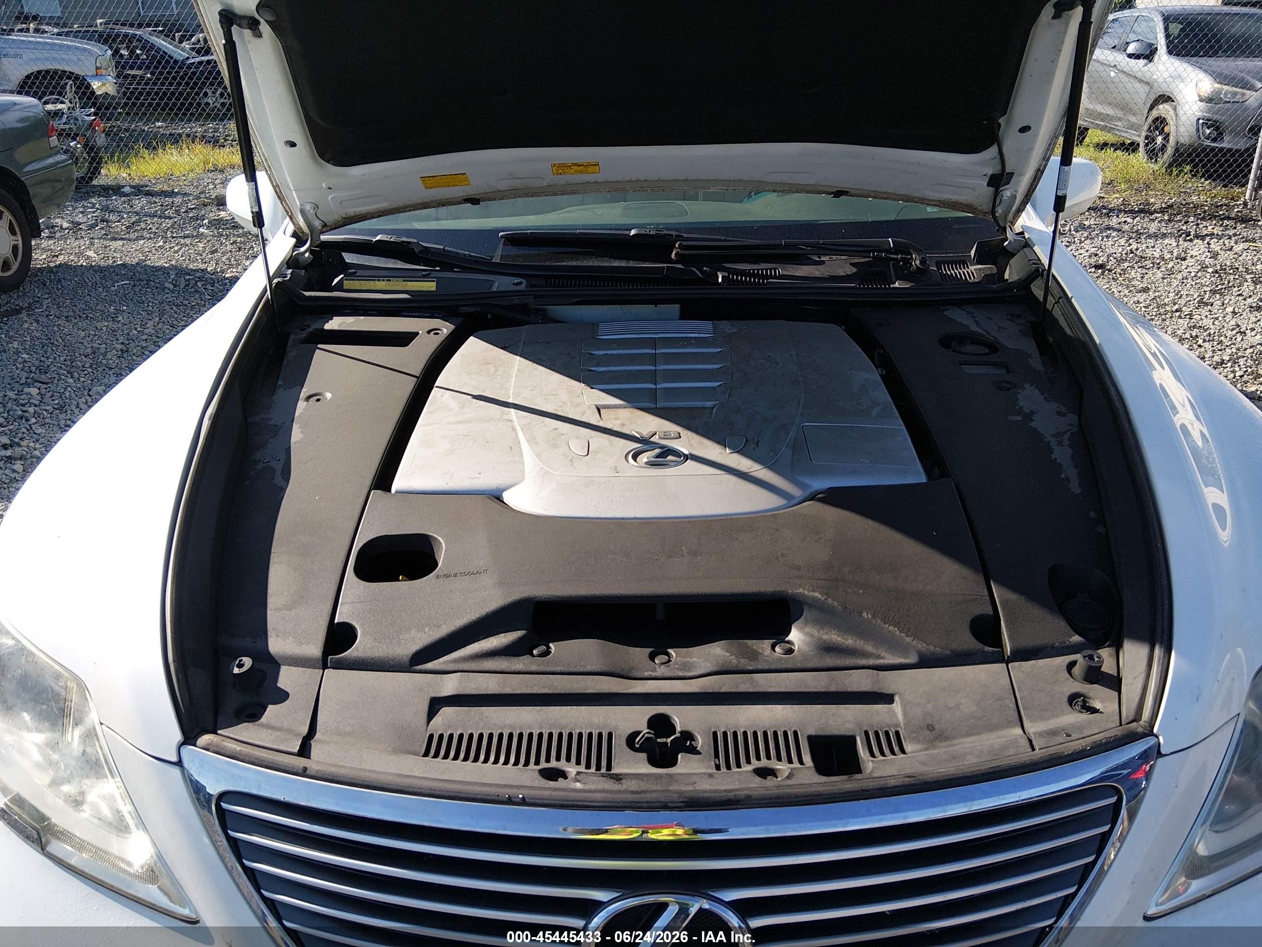 2008 Lexus Ls 460 L White vin: JTHGL46F185032994