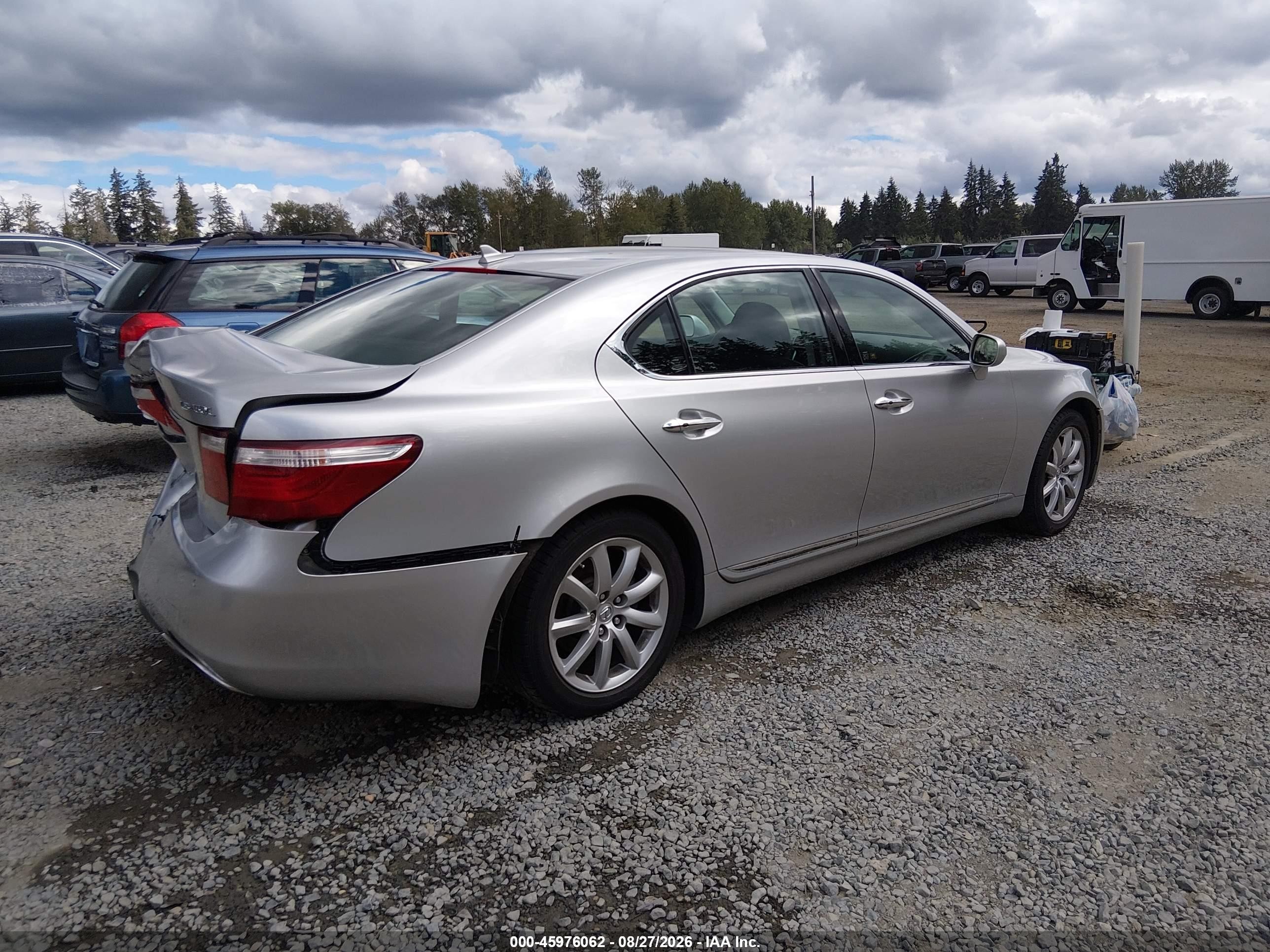 2007 Lexus Ls 460 L Silver vin: JTHGL46F275002191
