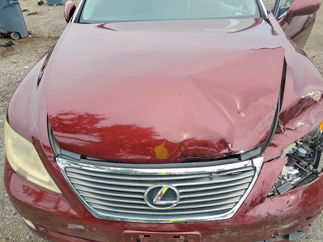 2008 Lexus Ls 460l Red vin: JTHGL46F385022337