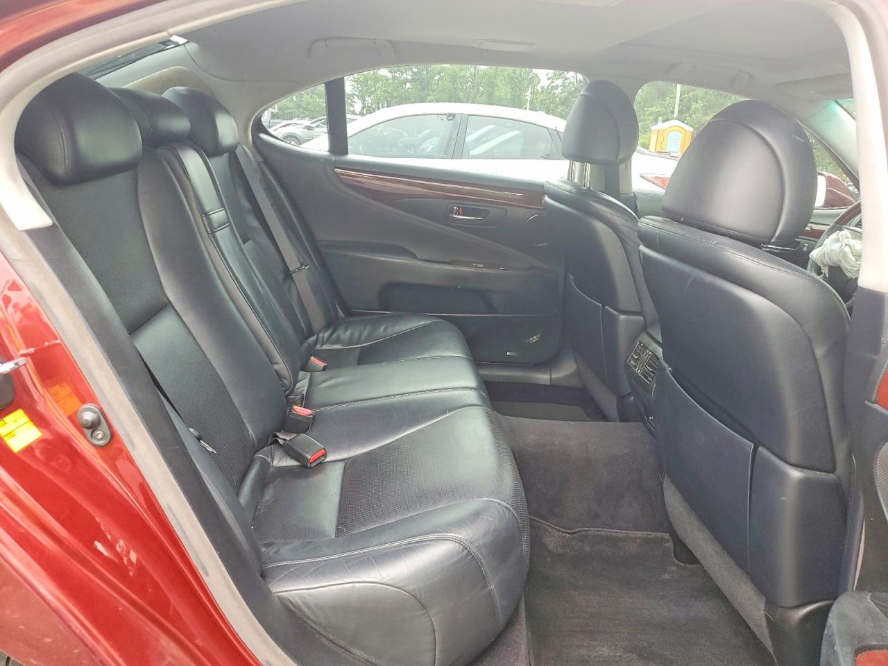 2008 Lexus Ls 460l Red vin: JTHGL46F385022337