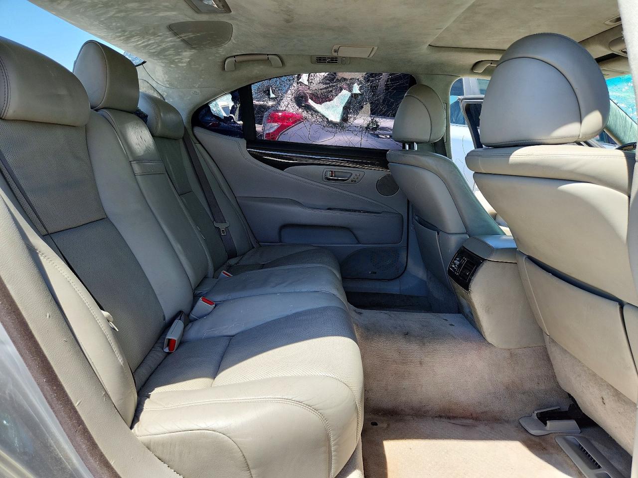 2008 Lexus Ls 460l Silver vin: JTHGL46F385032379