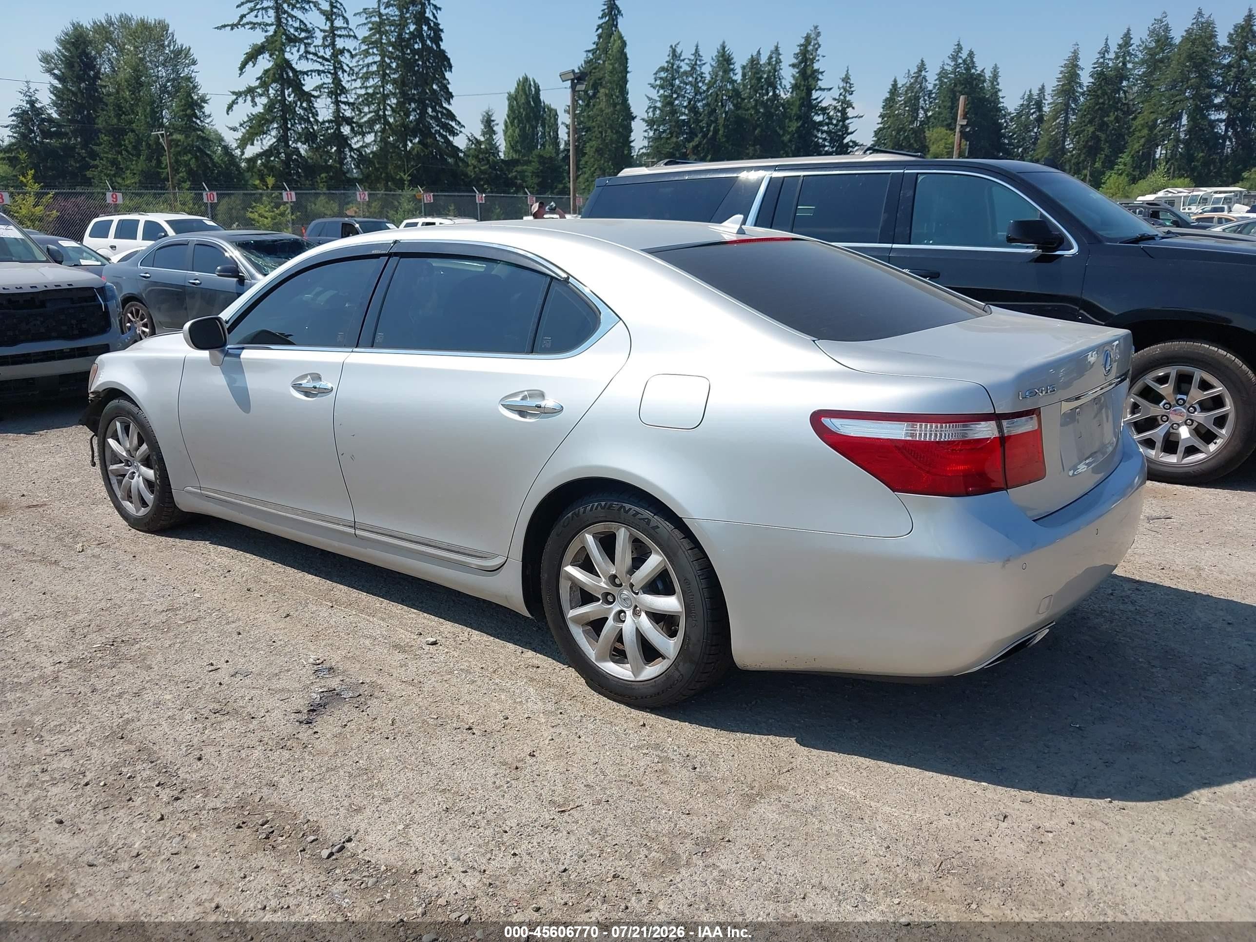 2007 Lexus Ls 460 L Серебряный vin: JTHGL46F575001908
