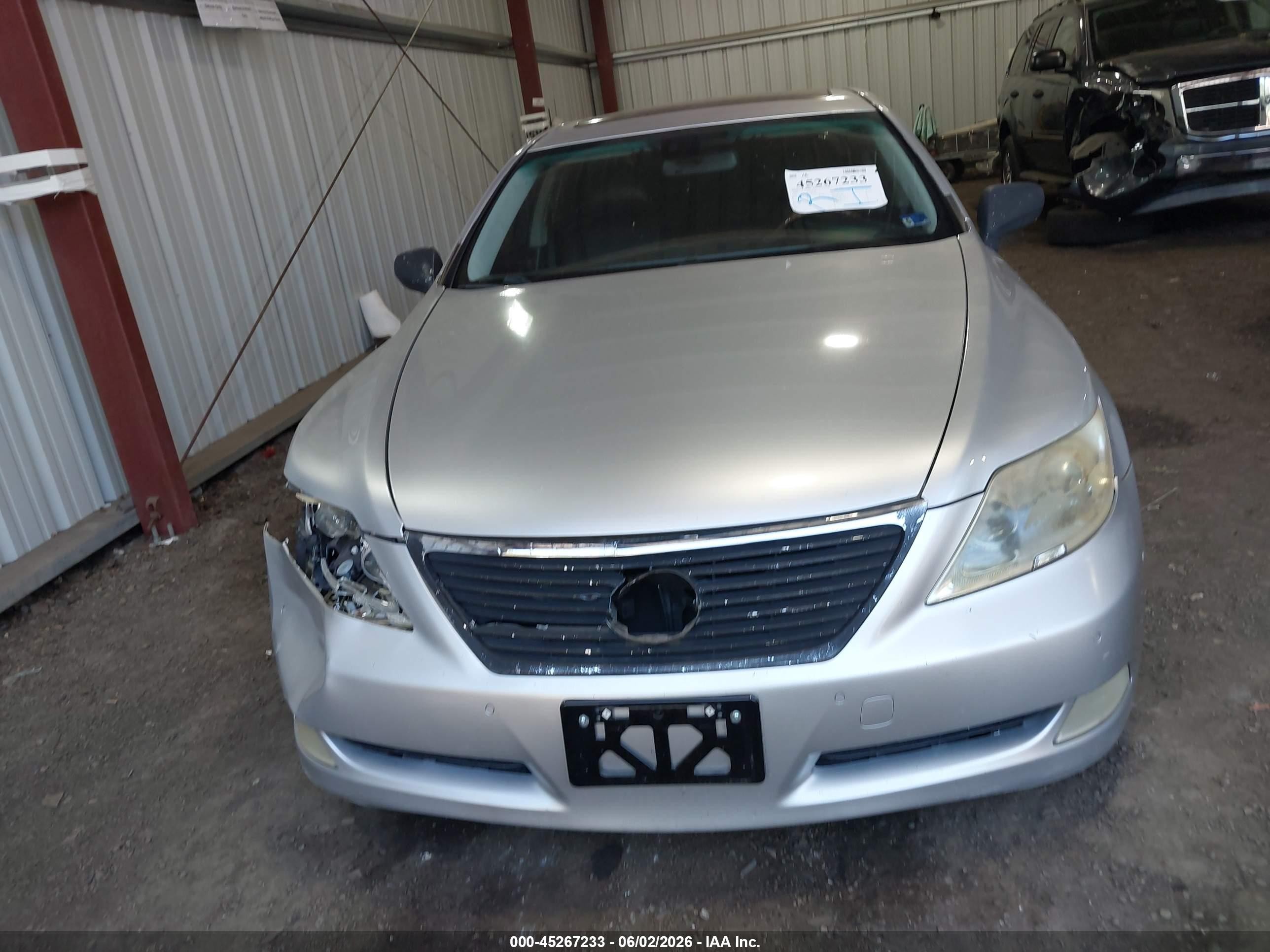 2007 Lexus Ls 460 L Серебряный vin: JTHGL46F775004101