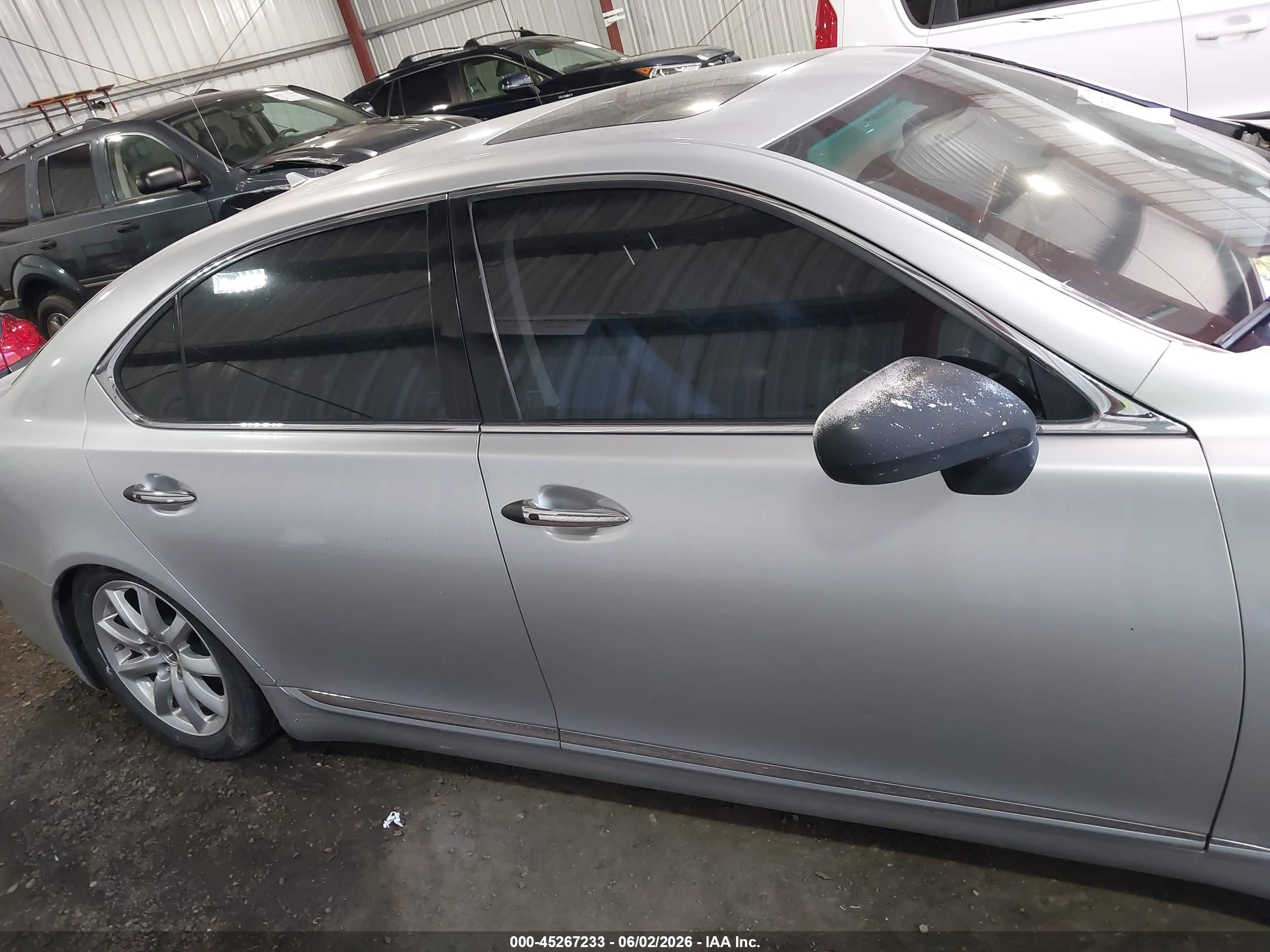 2007 Lexus Ls 460 L Серебряный vin: JTHGL46F775004101