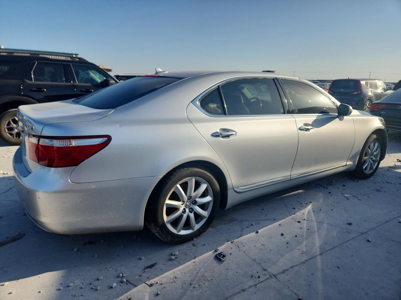 2007 Lexus Ls 460l Silver vin: JTHGL46F775004504