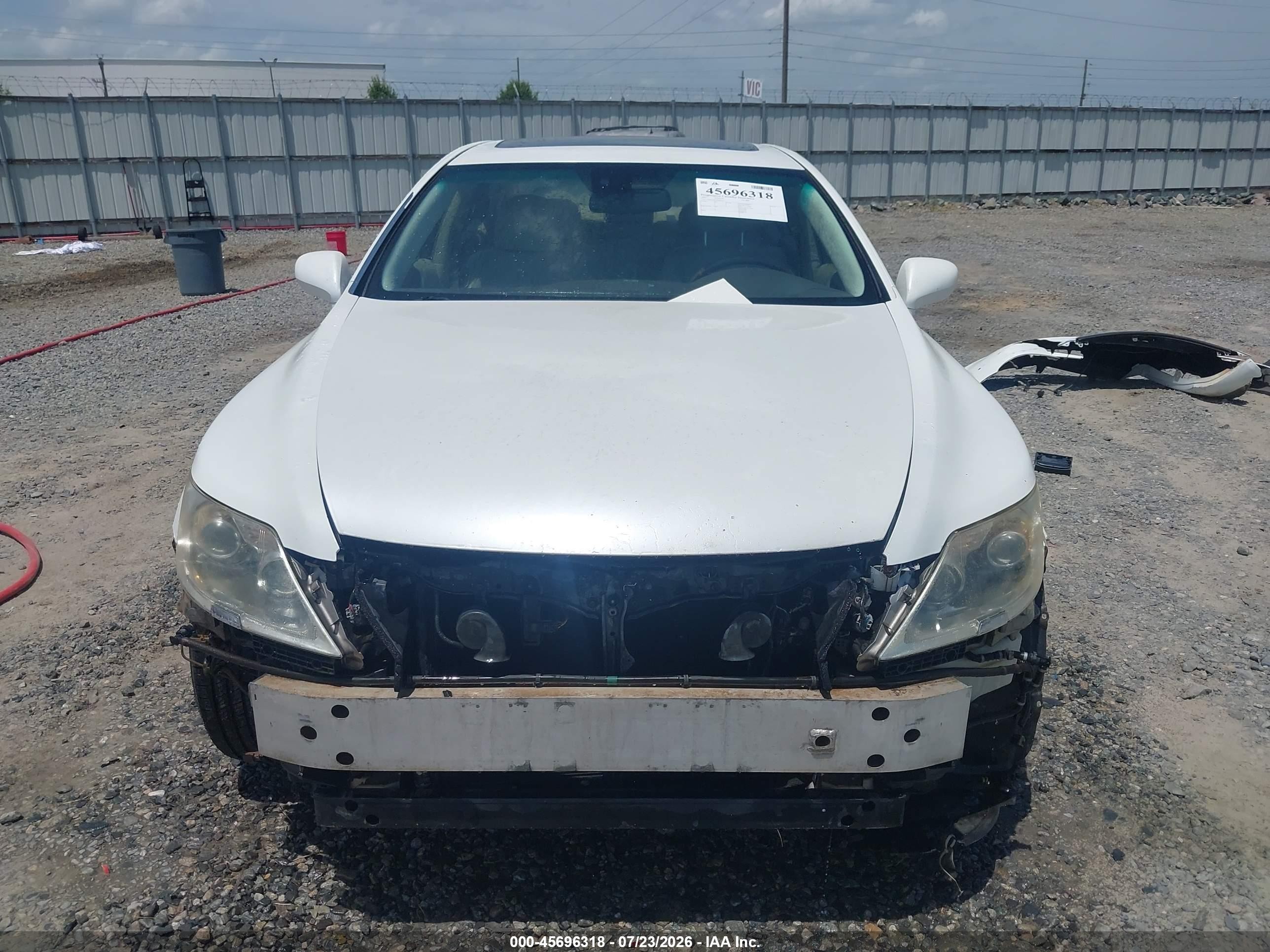 2007 Lexus Ls 460 L White vin: JTHGL46F775005751