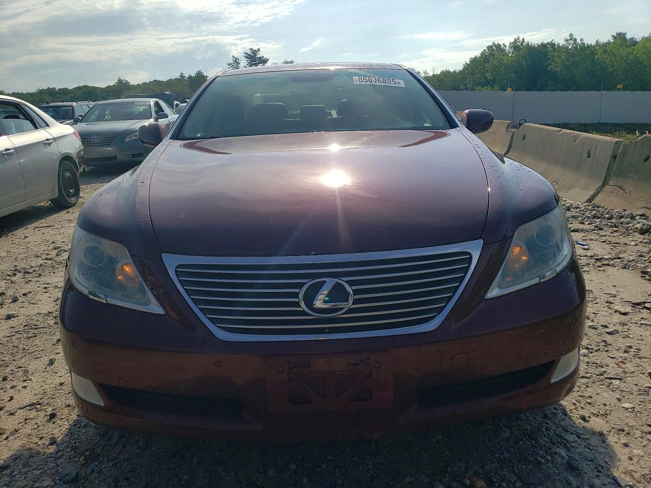 2007 Lexus Ls 460l Burgundy vin: JTHGL46F775008813