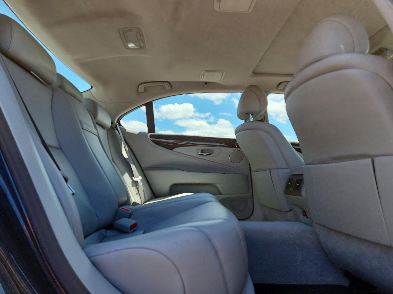 2007 Lexus Ls 460l Серый vin: JTHGL46F775011484