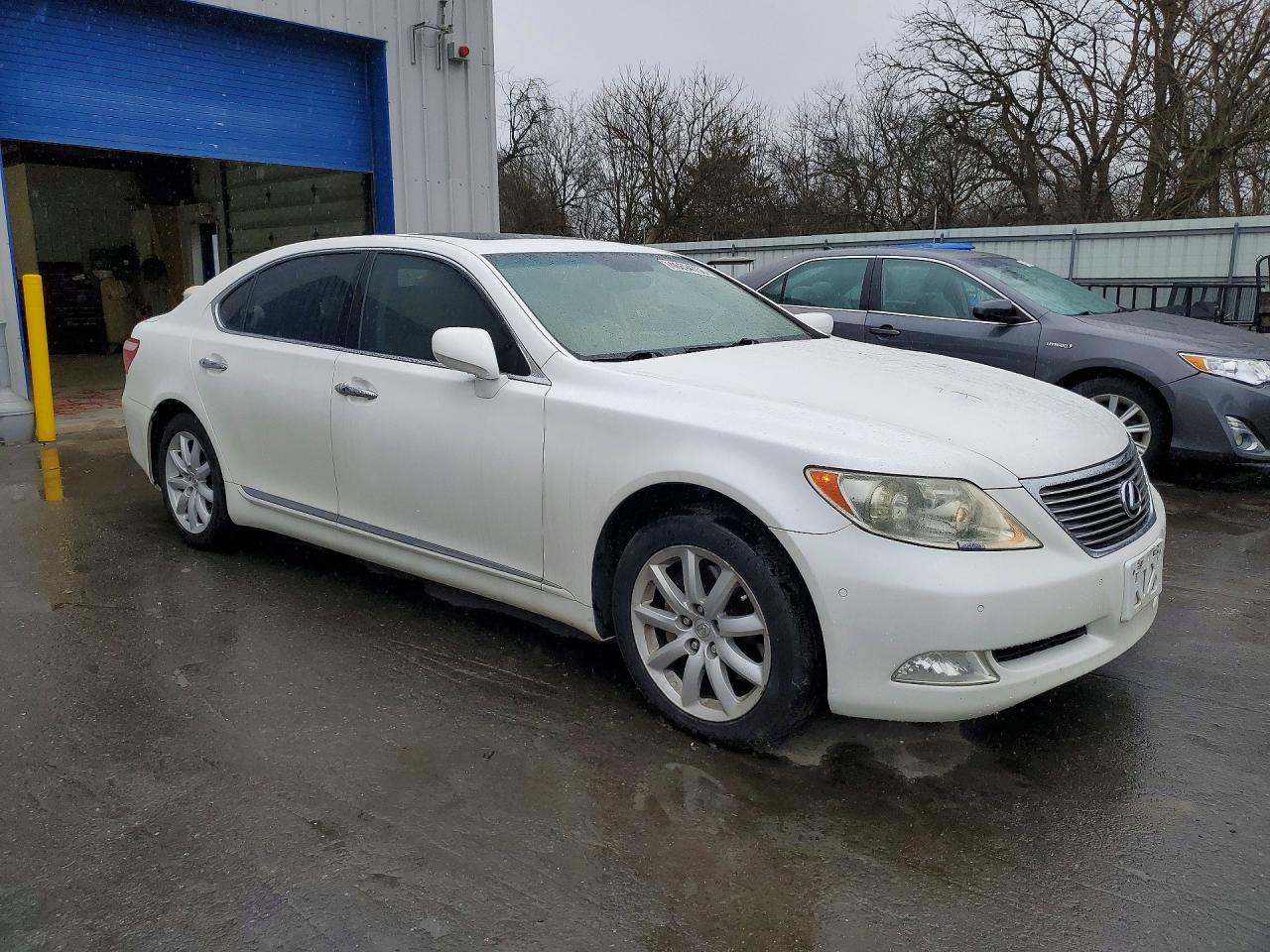 2007 Lexus Ls 460 L Белый vin: JTHGL46F775012294