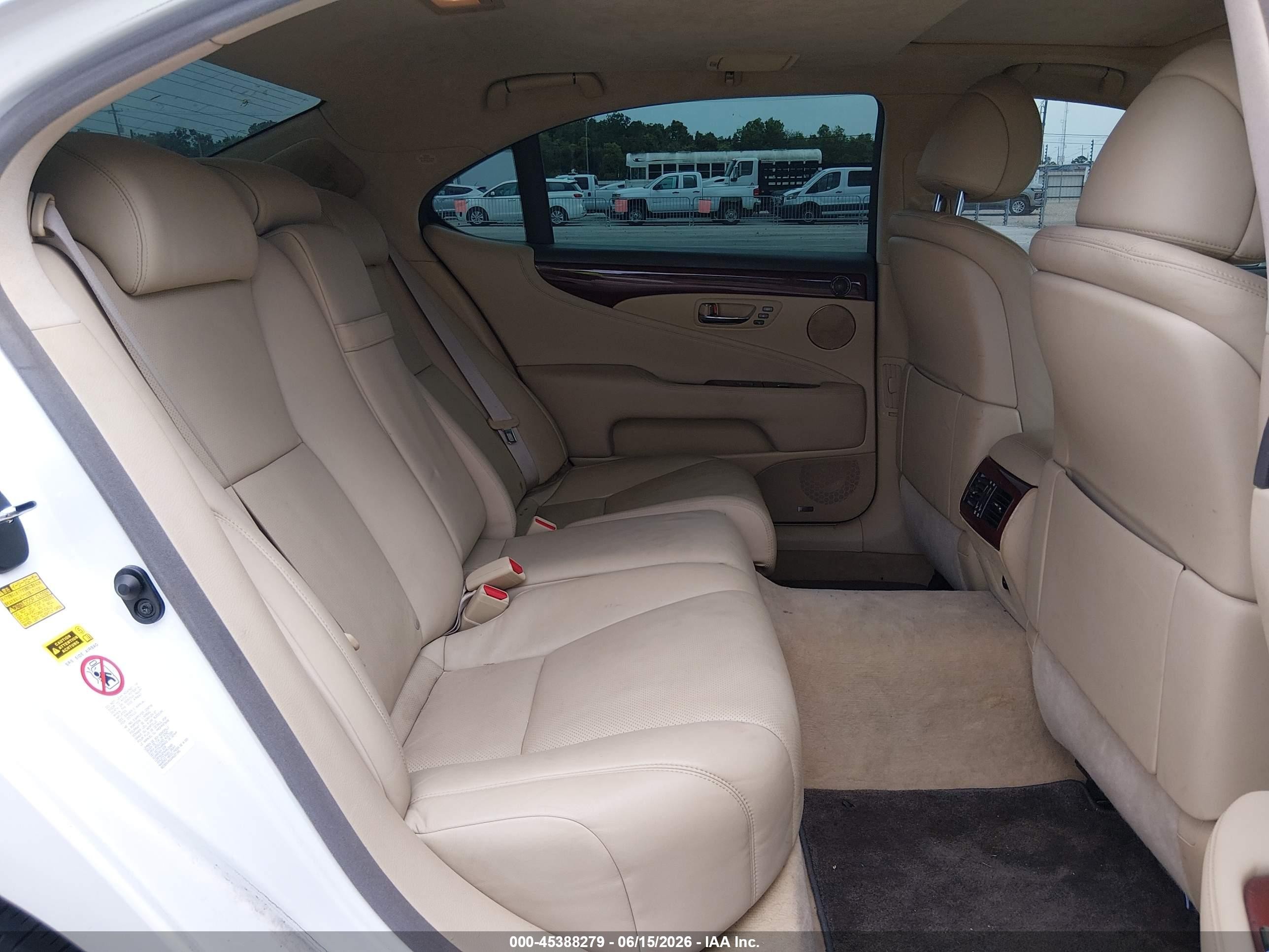 2007 Lexus Ls 460 L White vin: JTHGL46F775018824