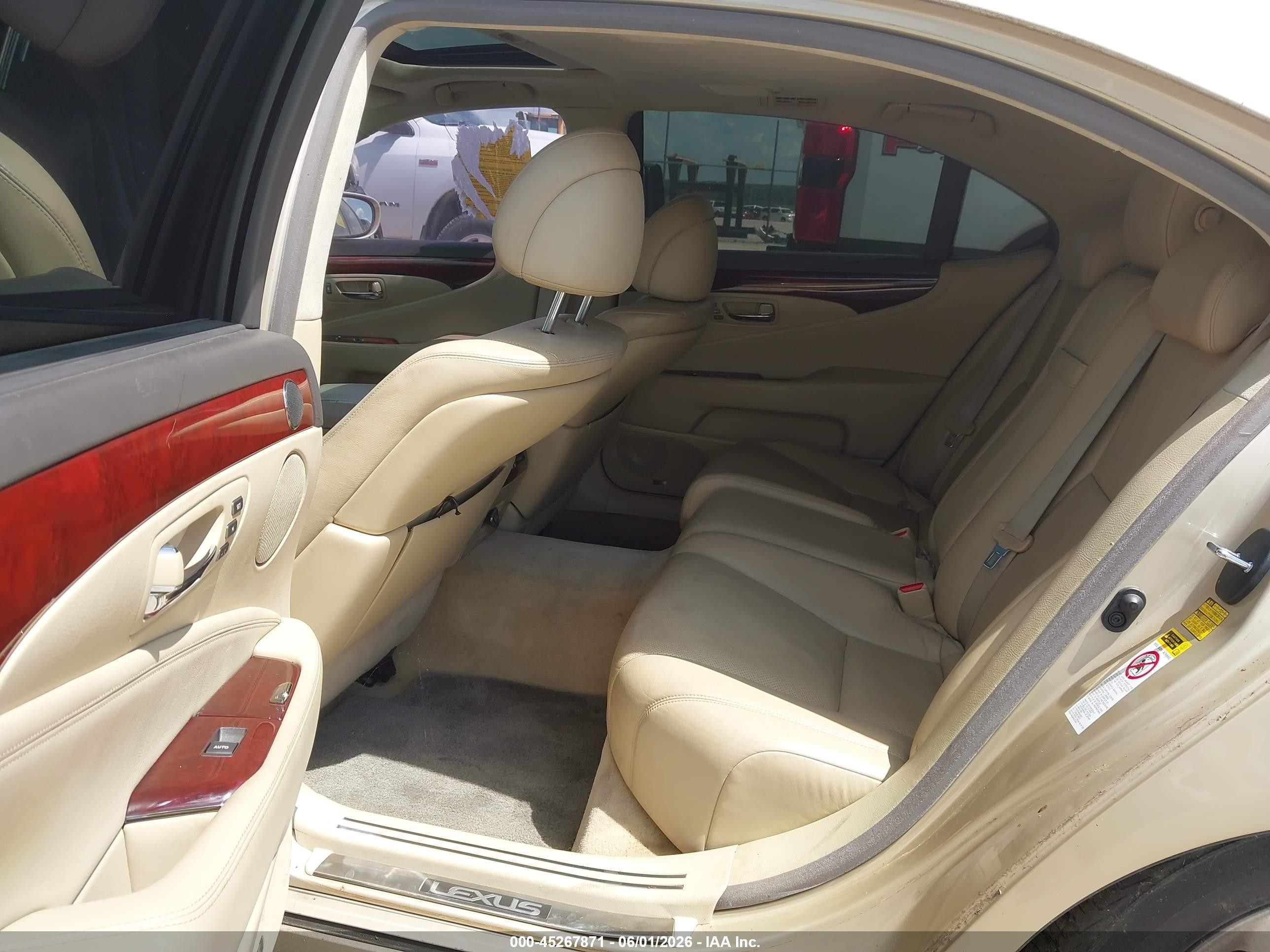 2007 Lexus Ls 460 L Gold vin: JTHGL46F775019701