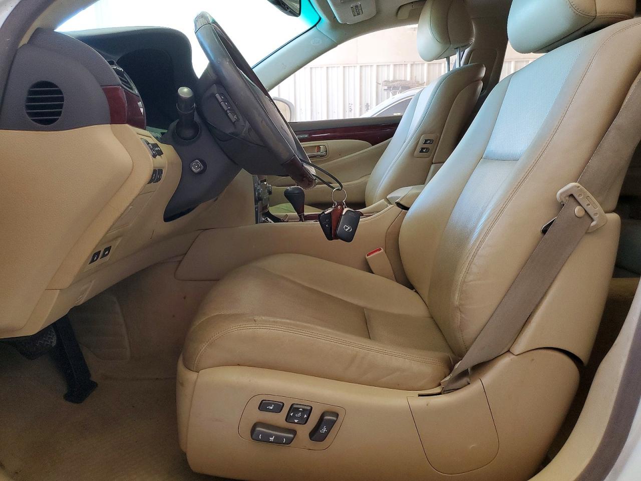 2009 Lexus Ls 460l Белый vin: JTHGL46F995034168