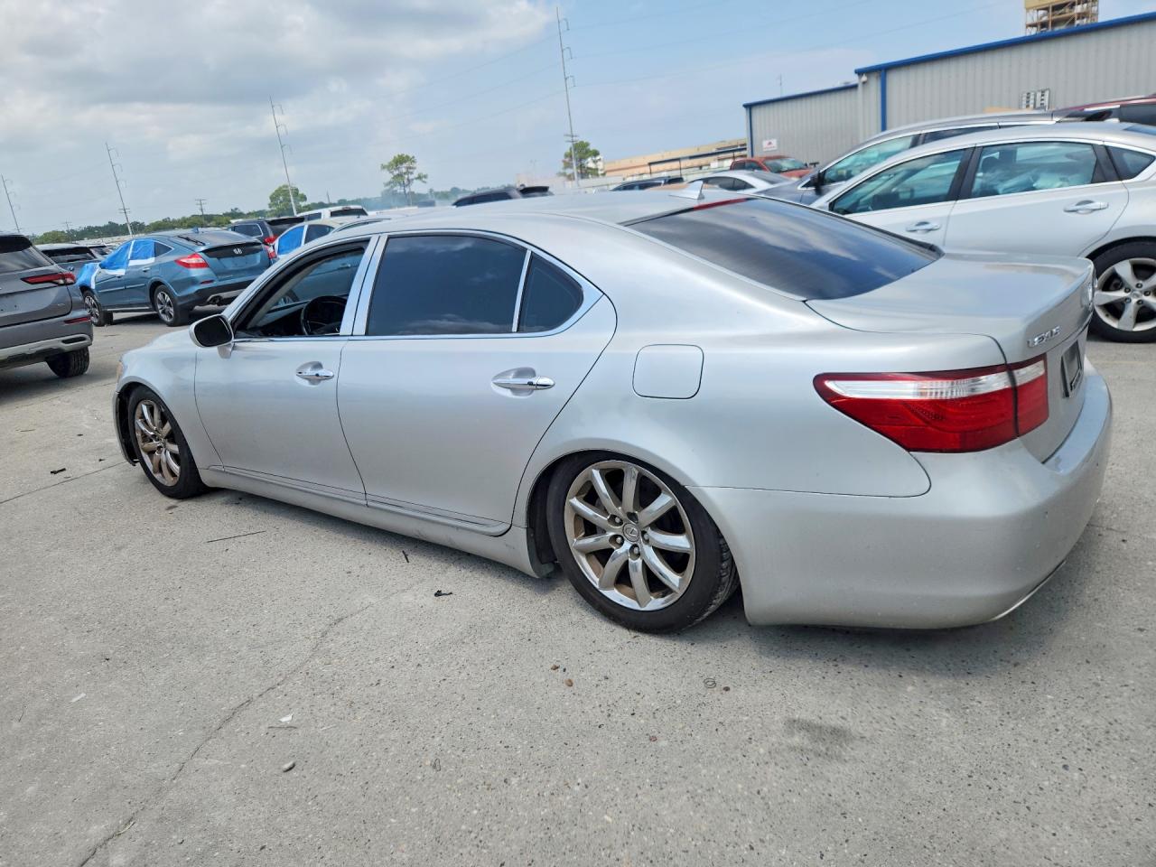 2007 Lexus Ls 460l Серебряный vin: JTHGL46FX75007705