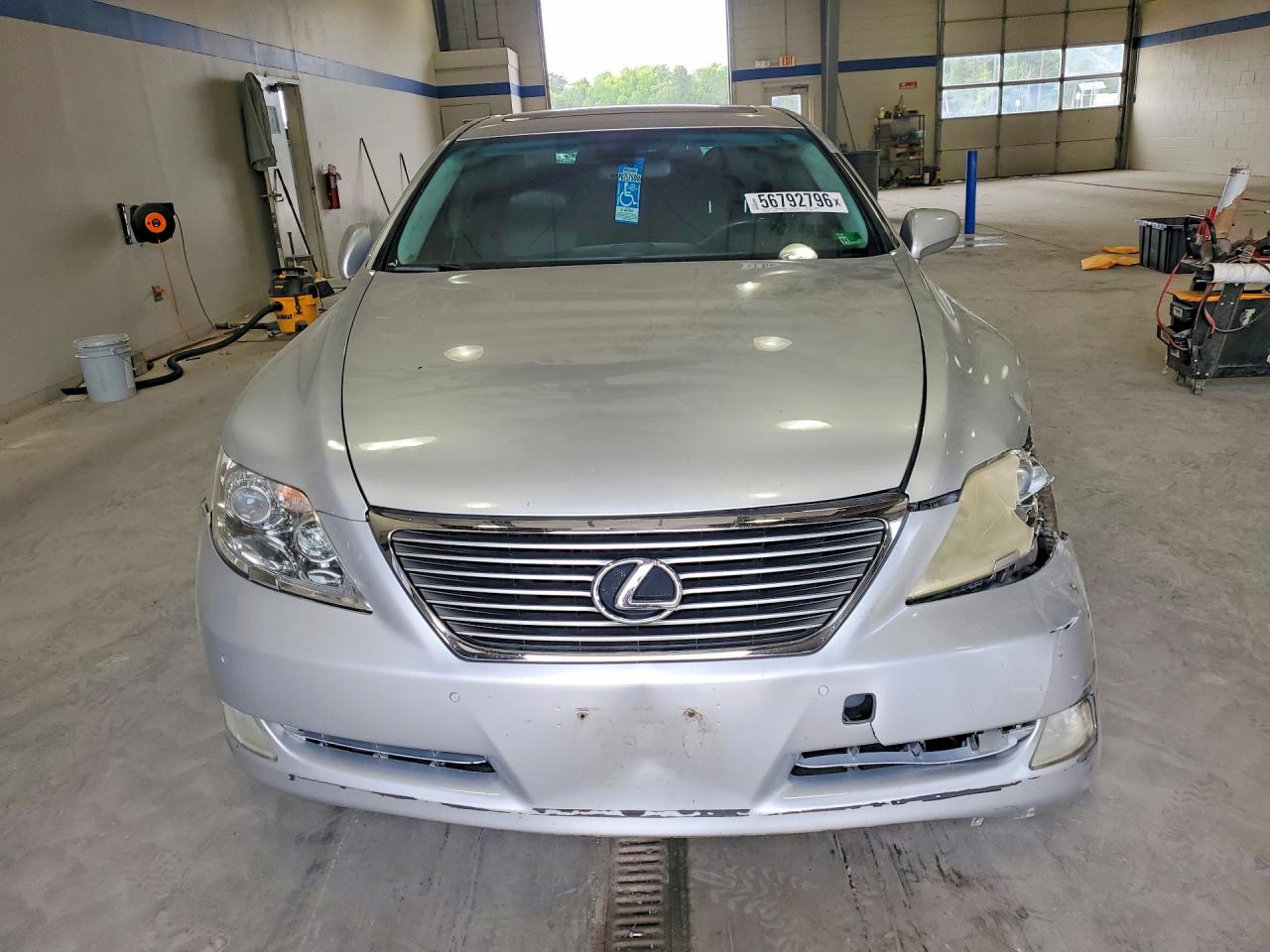 2008 Lexus Ls 460l Silver vin: JTHGL46FX85030953