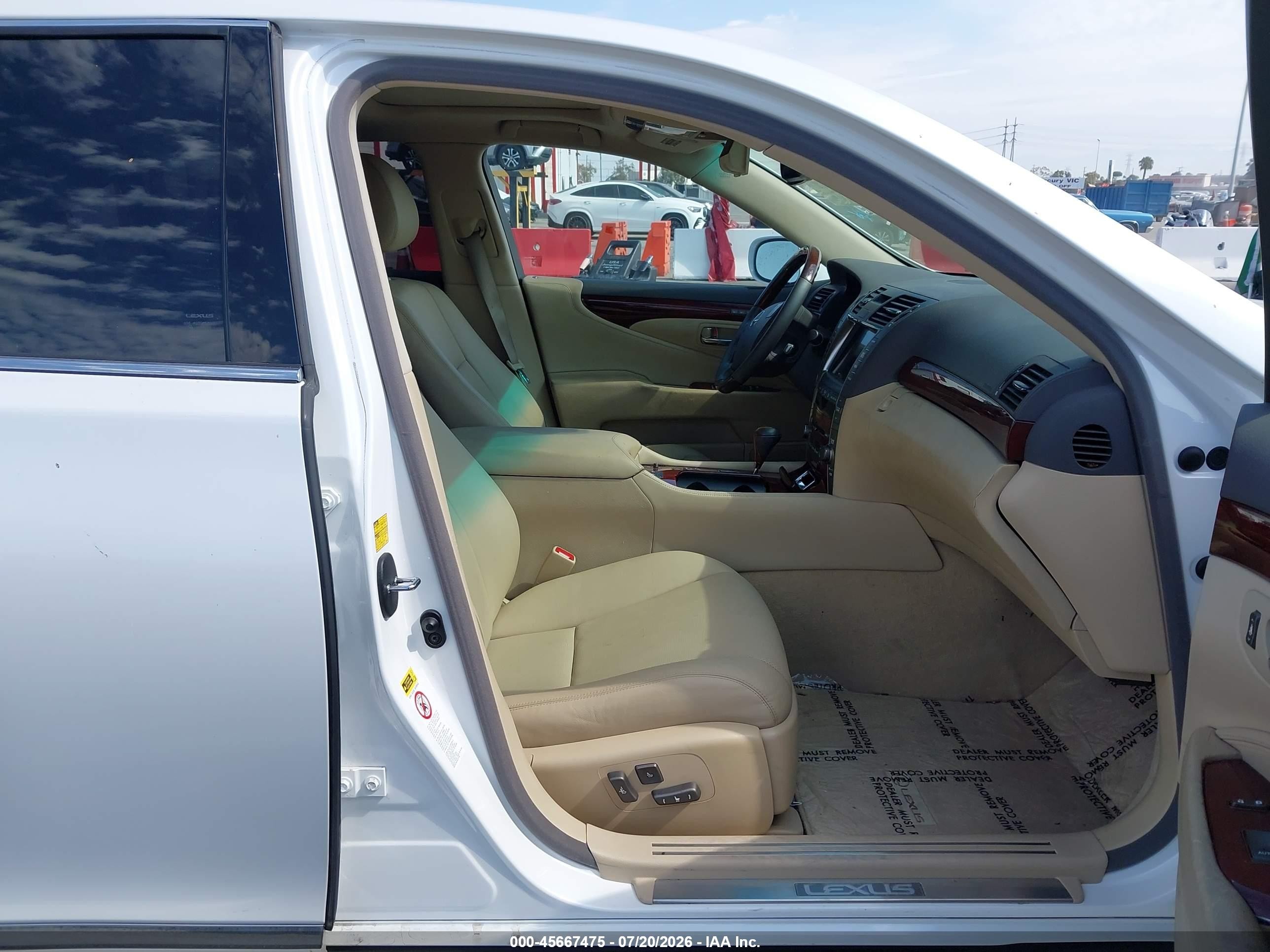 2008 Lexus Ls 460 L Белый vin: JTHGL46FX85032301