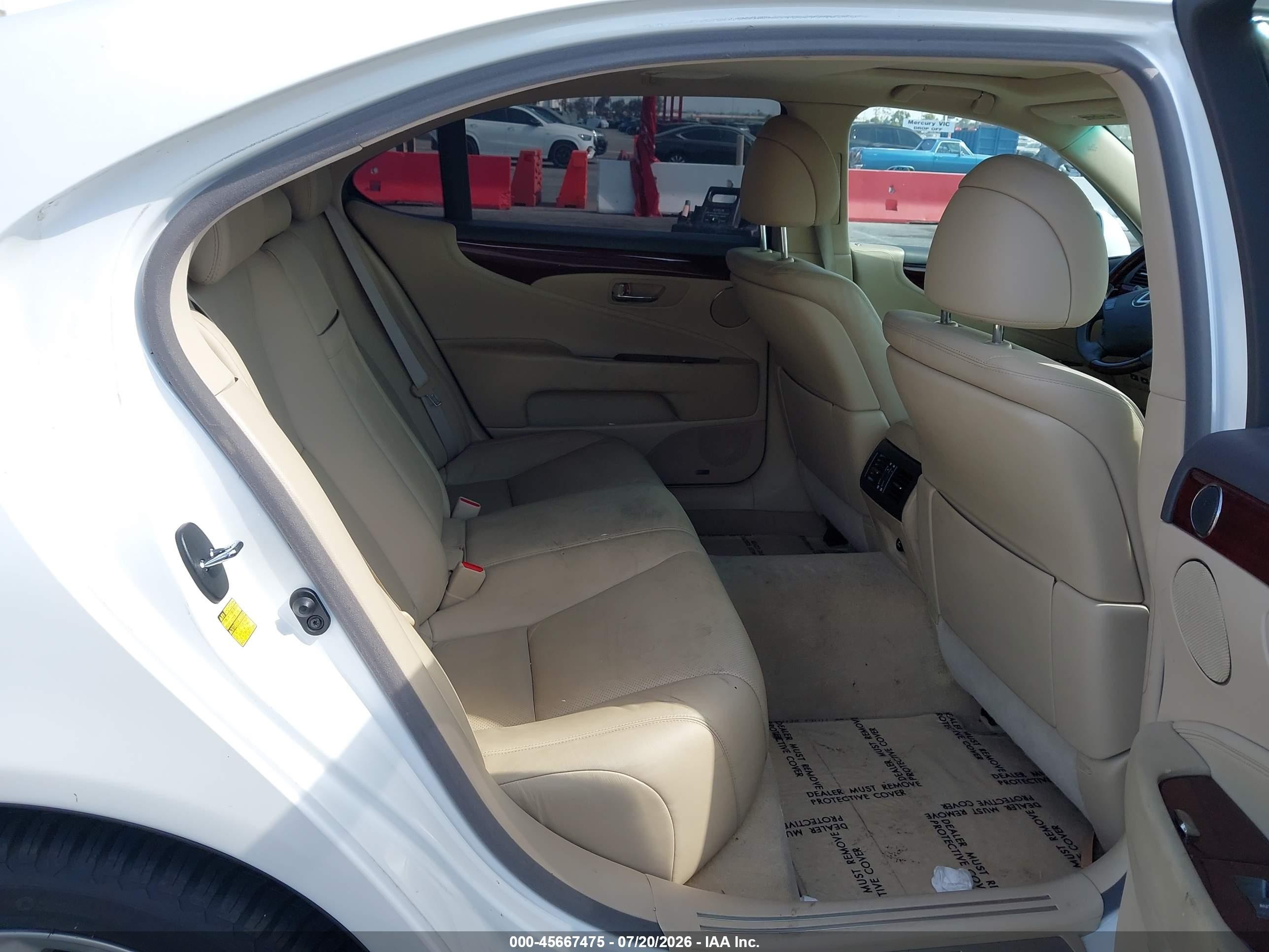 2008 Lexus Ls 460 L Белый vin: JTHGL46FX85032301