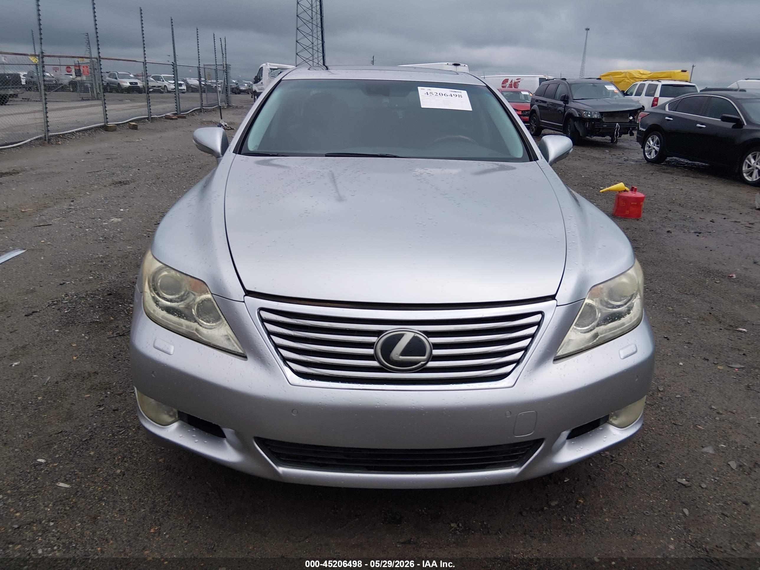 2010 Lexus Ls 460 L Silver vin: JTHGL5EF2A5038879