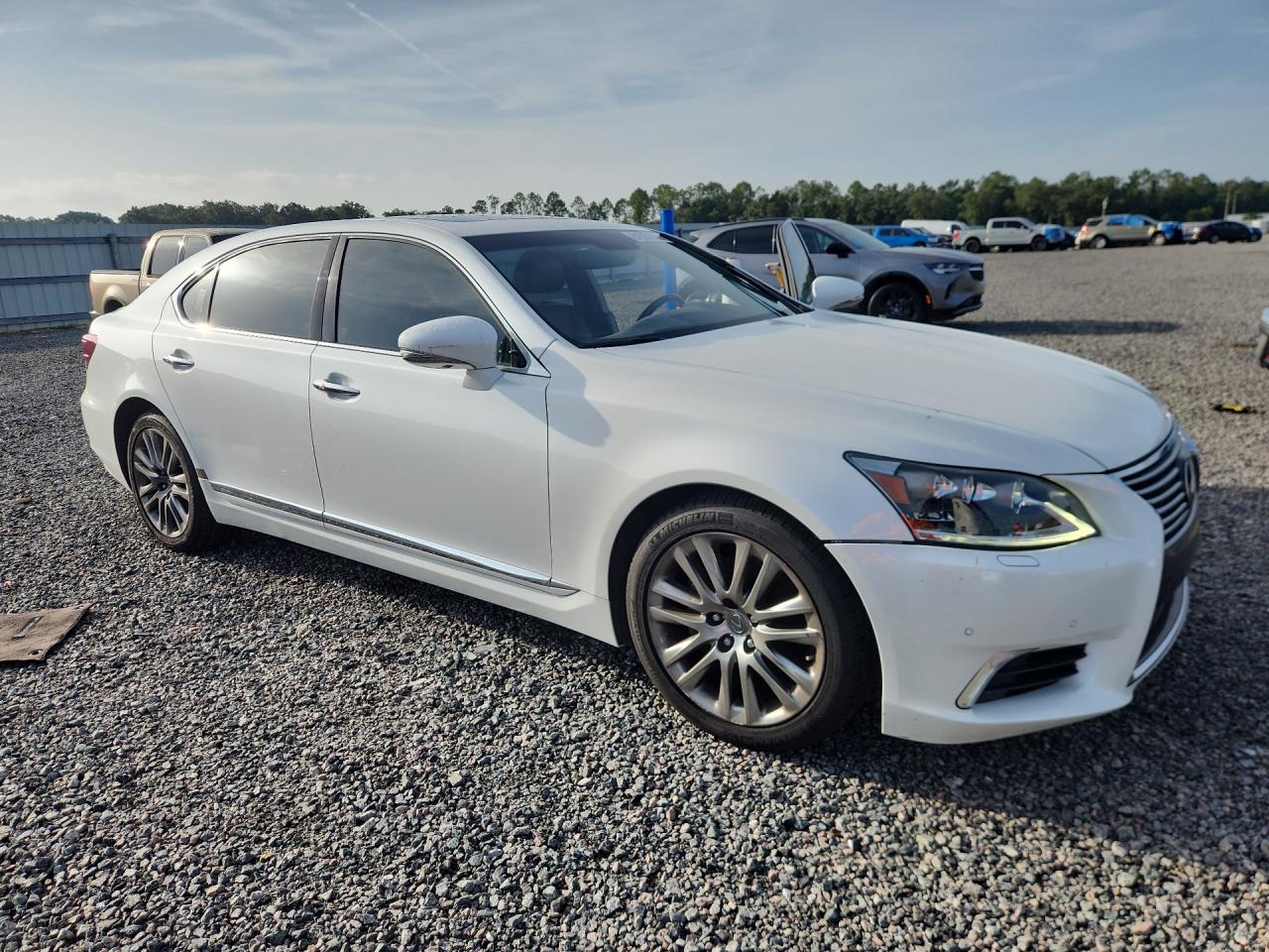 2013 Lexus Ls 460l White vin: JTHGL5EF6D5047945