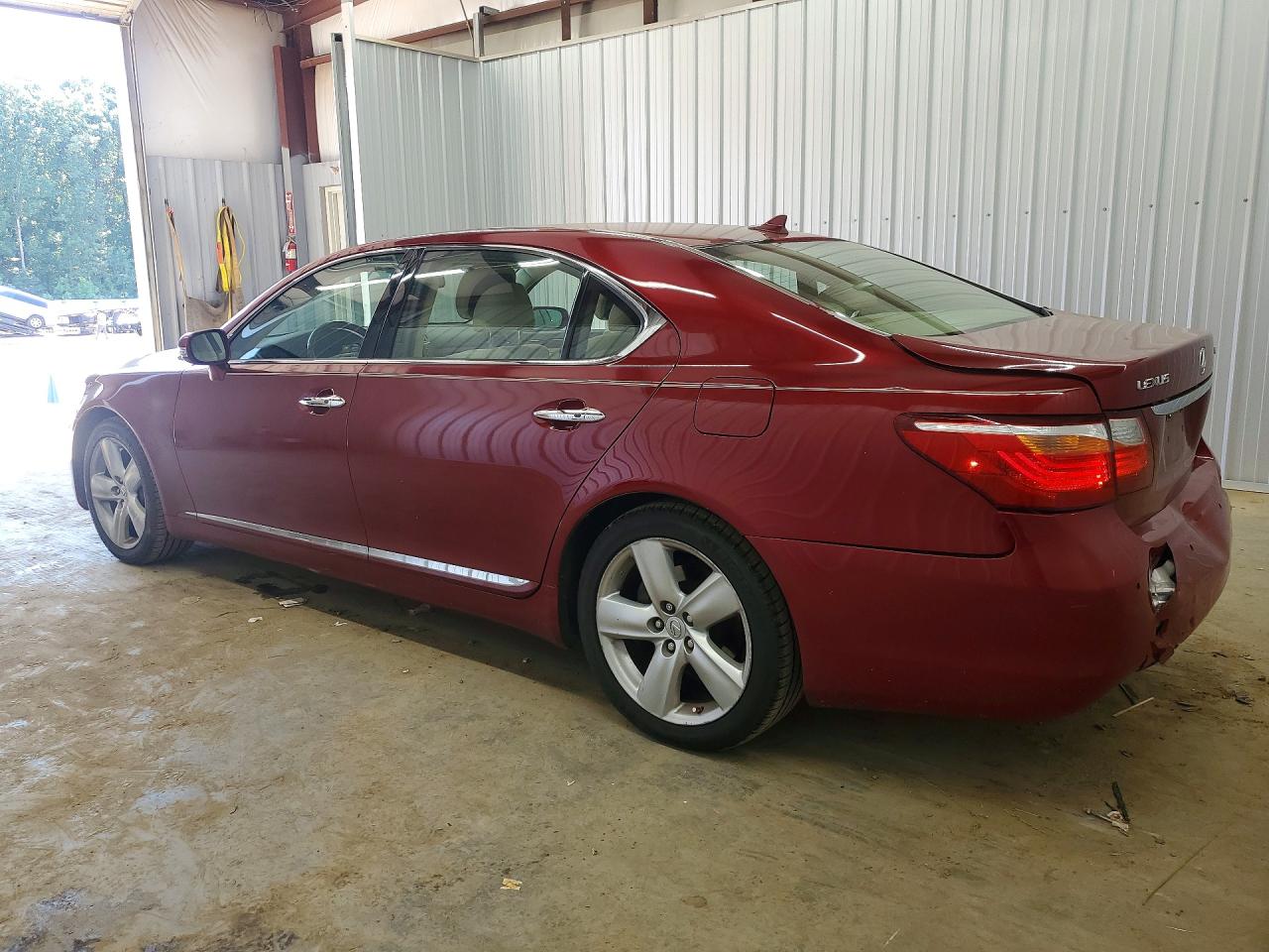 2010 Lexus Ls 460l Red vin: JTHGL5EF7A5039896