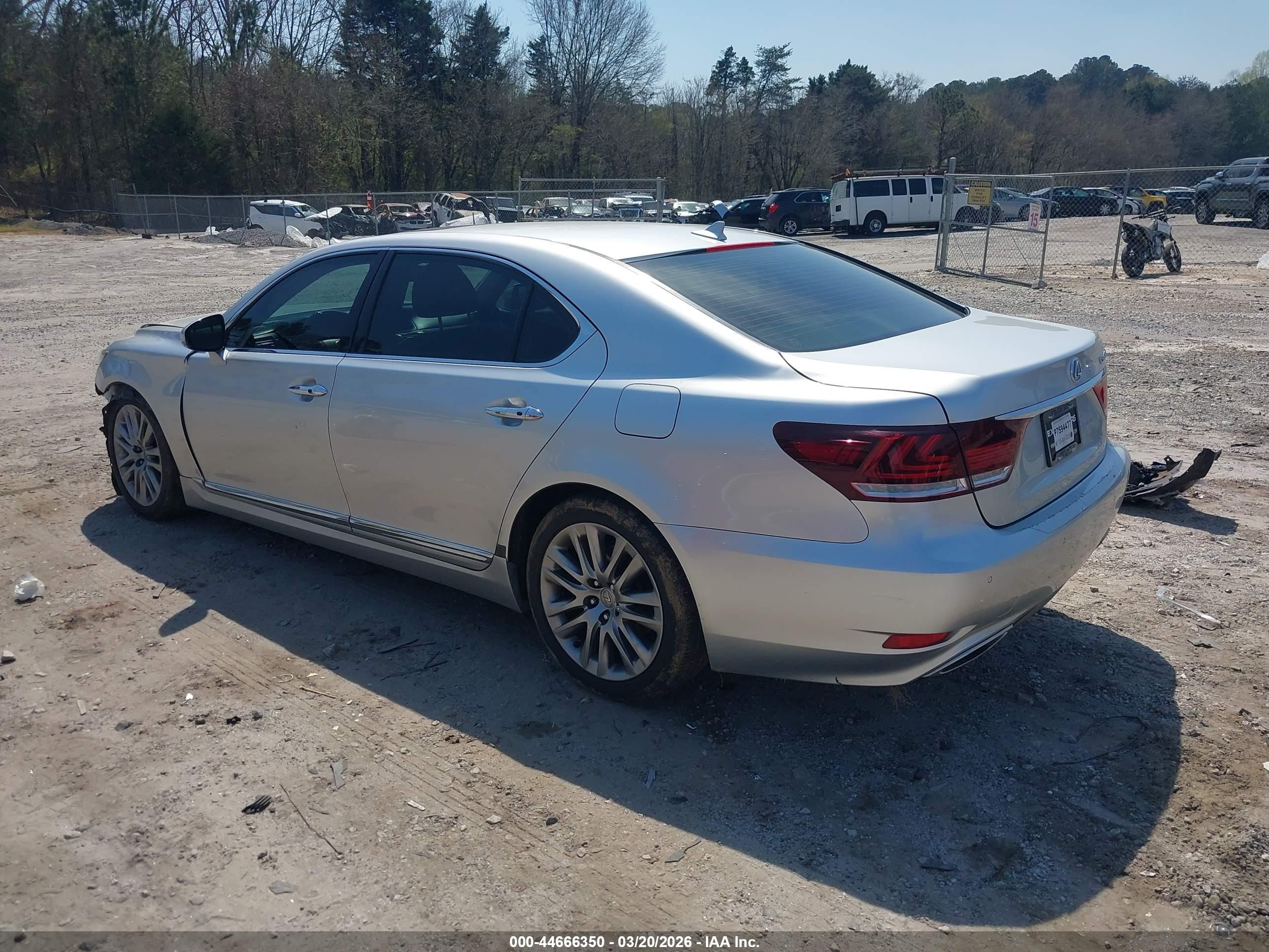 2013 Lexus Ls 460 L Silver vin: JTHGL5EF7D5048392